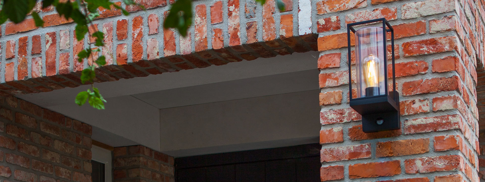 Zidna rasvjeta sa senzorom