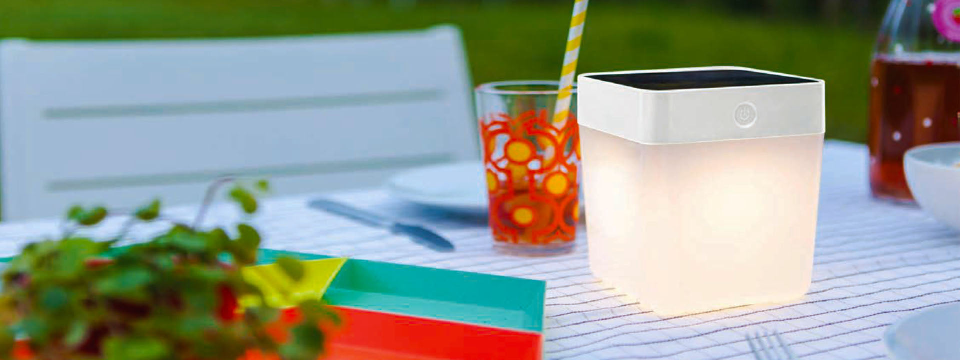 Solarna stolna rasvjeta