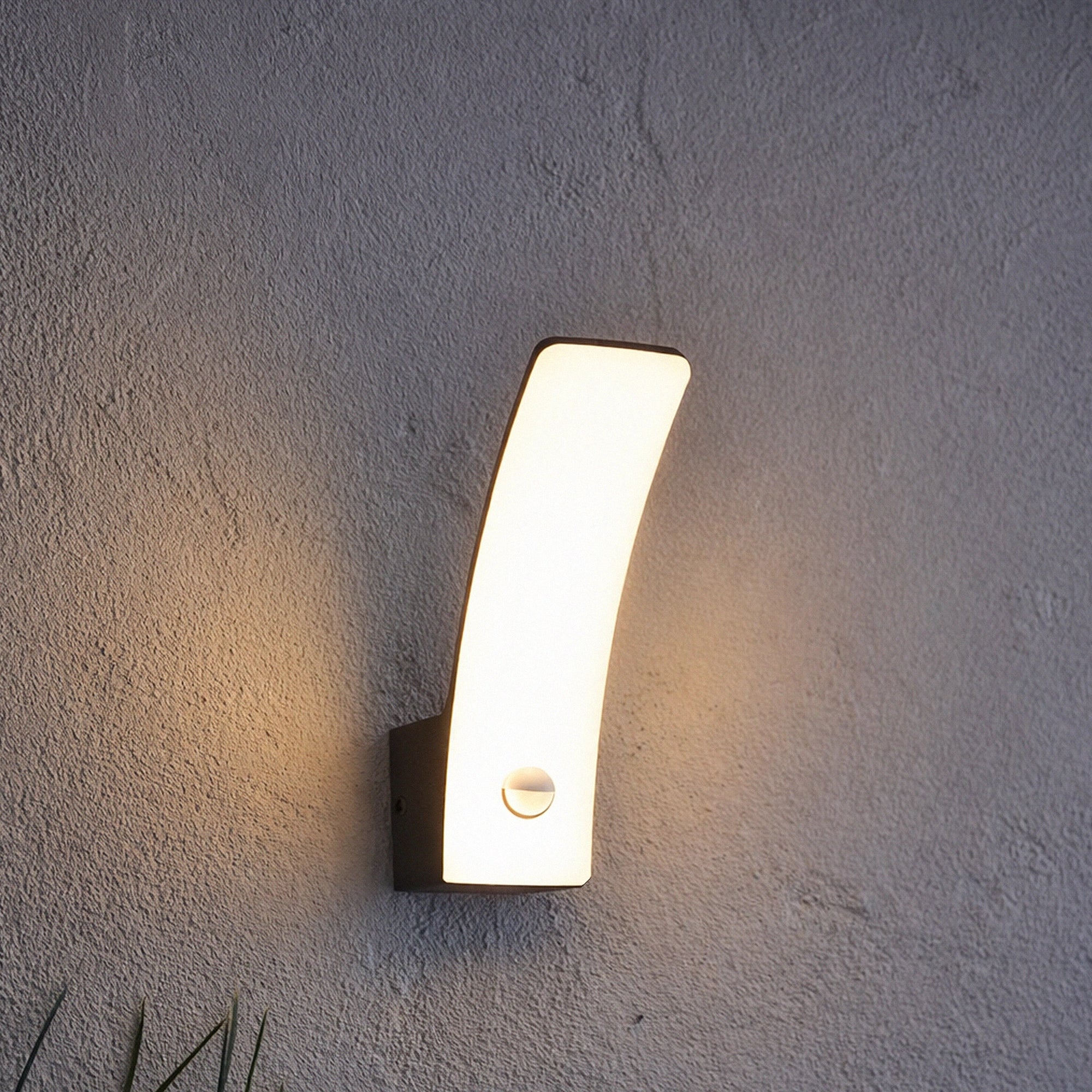 LED zidna svjetiljka KILO, senzor pokreta, tamno siva, 11.5W, 3000K, IP44