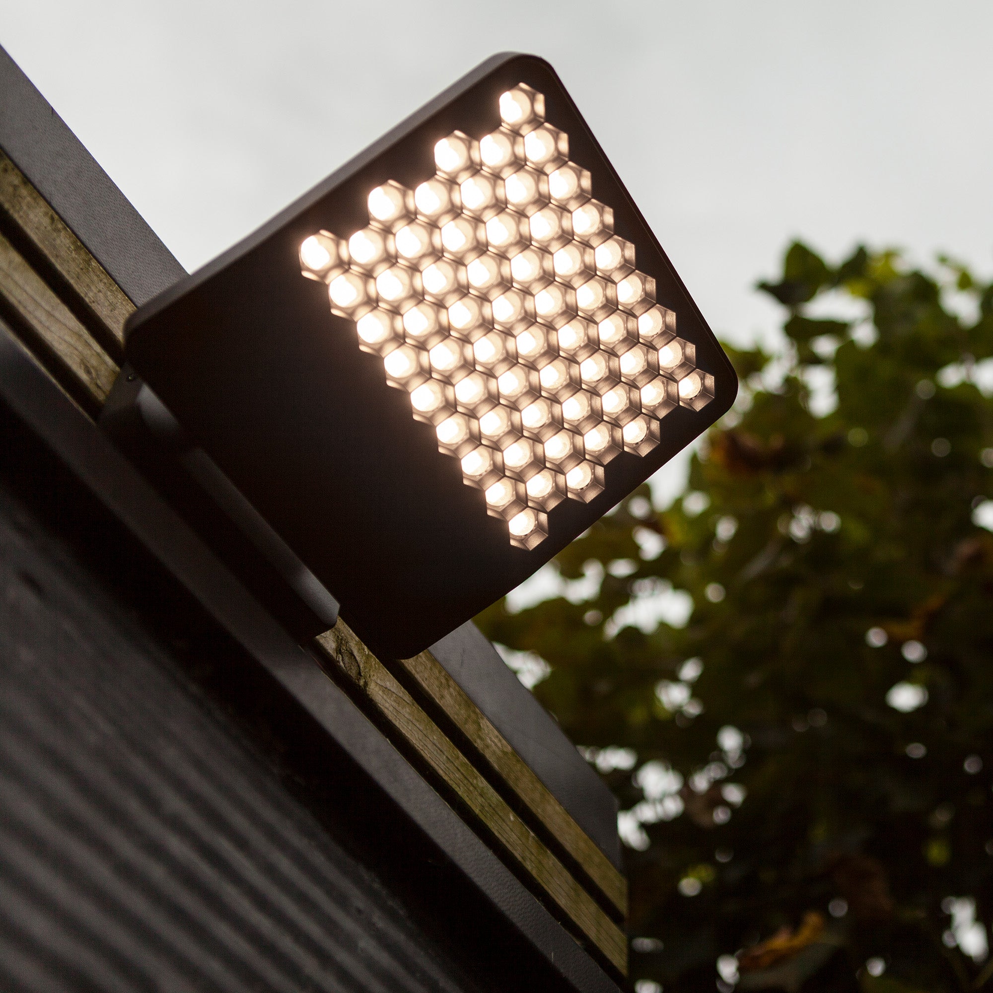 ATLANTIS LED reflektor, tamno sivi, 24W, 4000K, IP54, 108mm