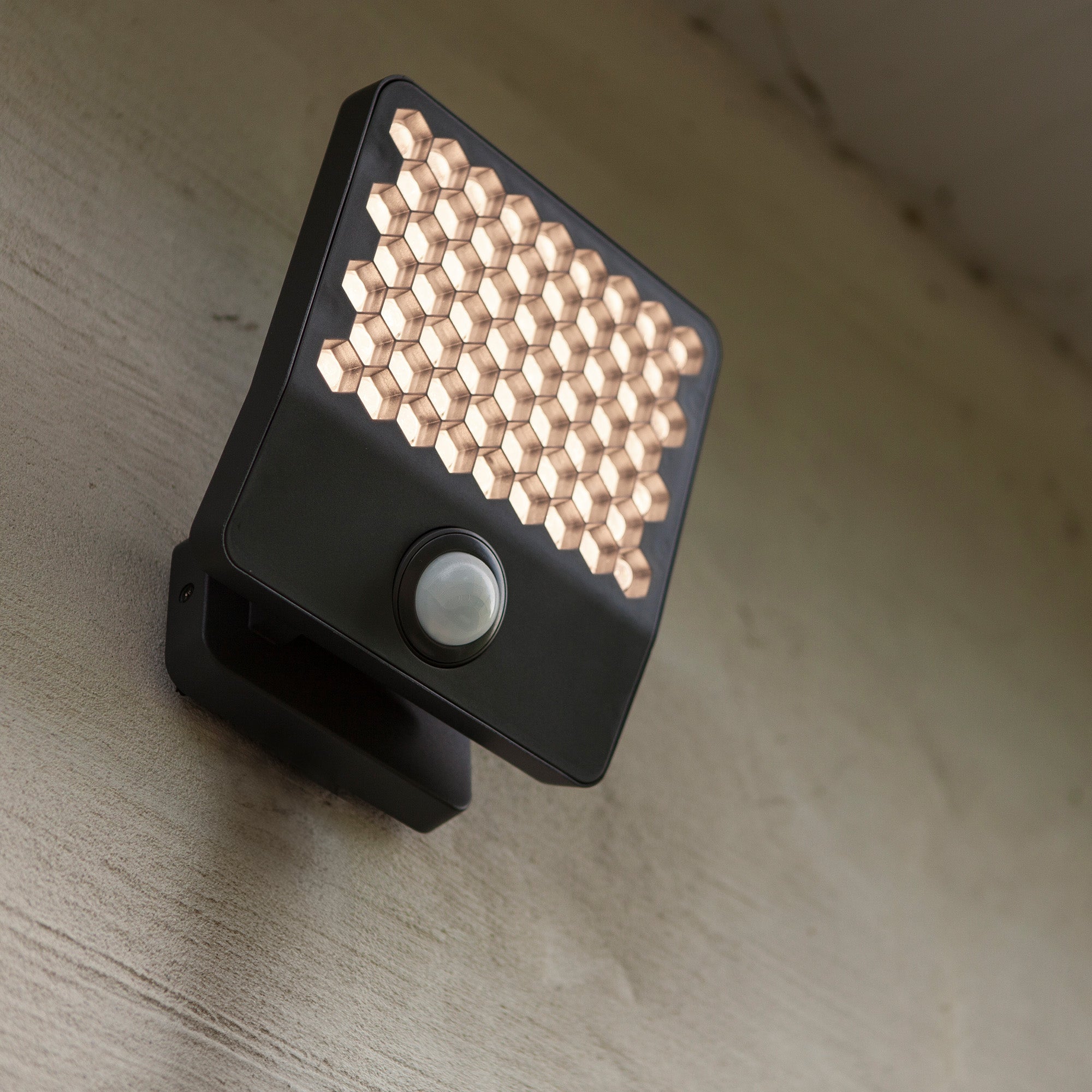 ATLANTIS LED reflektor, senzor pokreta, tamno sivi, 24W, 4000K, IP54, 124mm