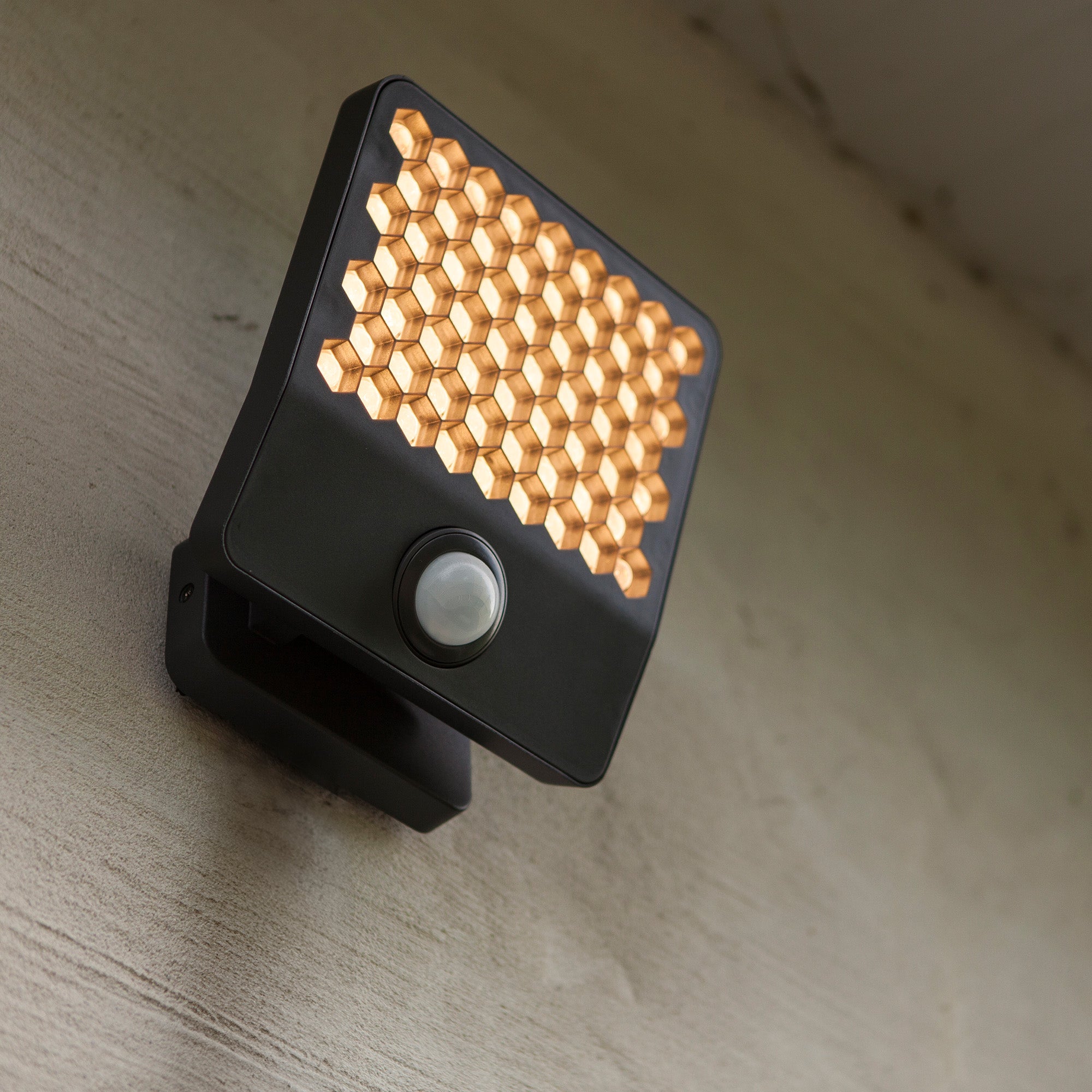 ATLANTIS LED reflektor, senzor pokreta, tamno sivi, 24W, 3000K, IP54, 124mm