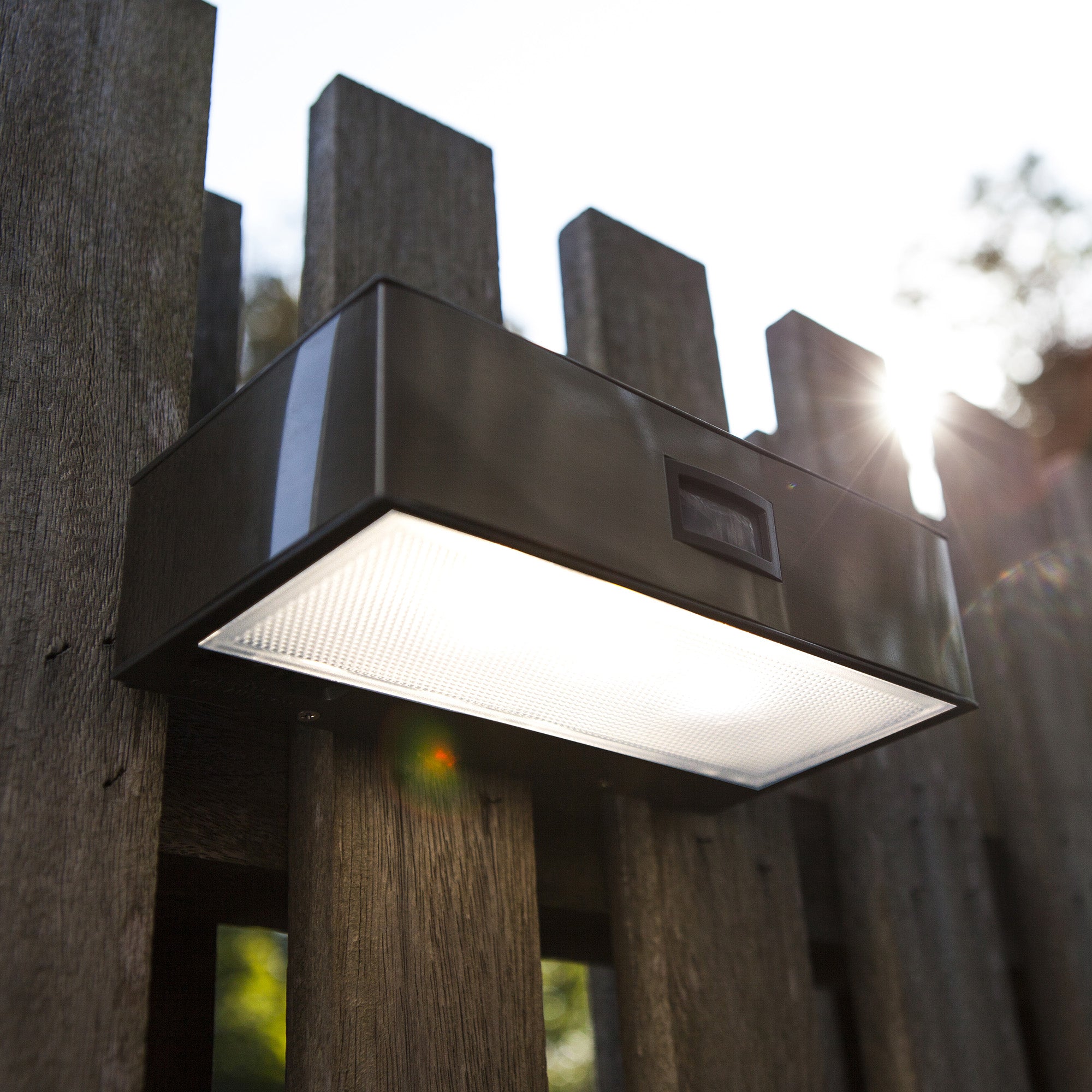 BRICK LED solarna zidna svjetiljka 2W 4000K