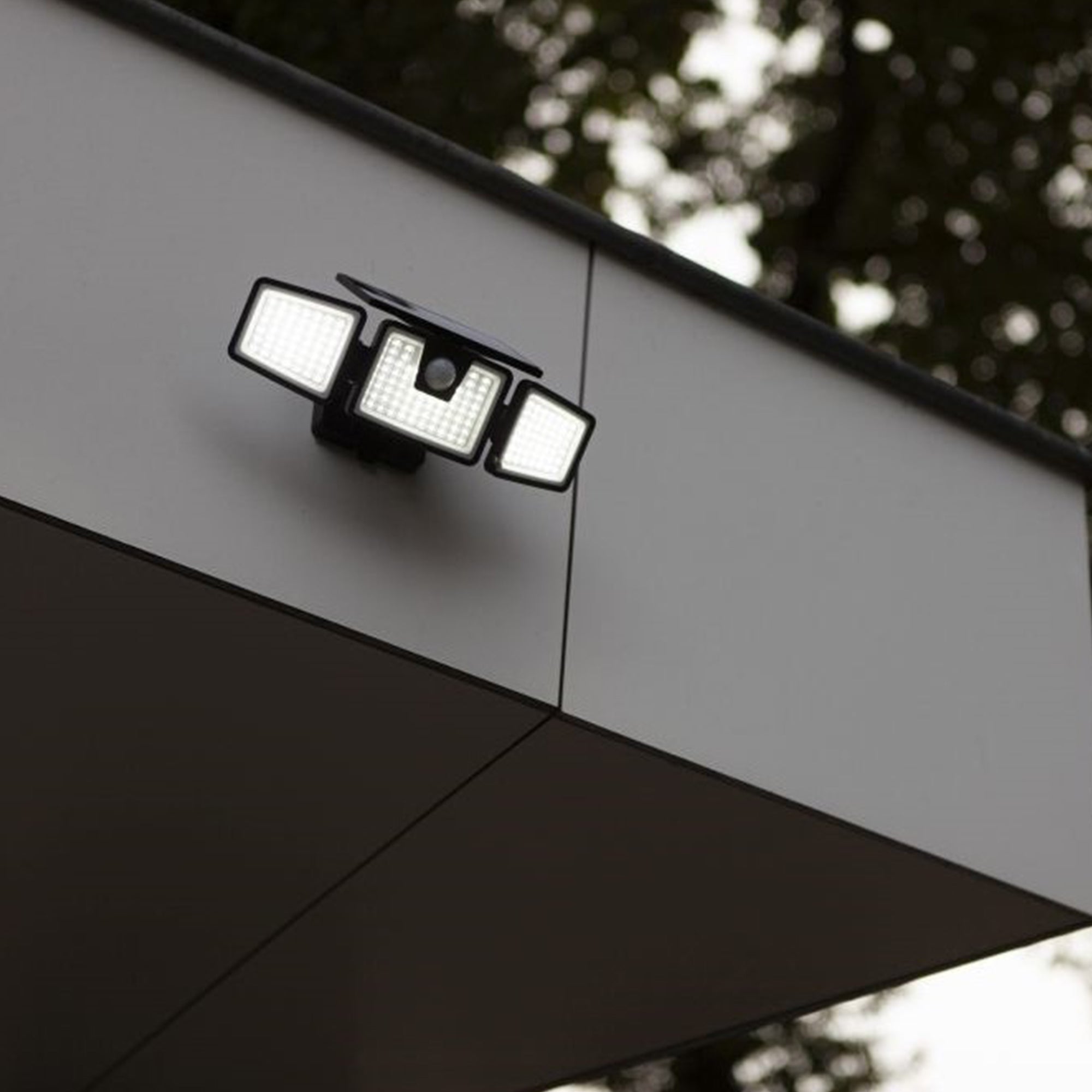 BRITI LED solarni reflektor, senzor pokreta, mat crna, 6W, 5000K, IP44, 87mm