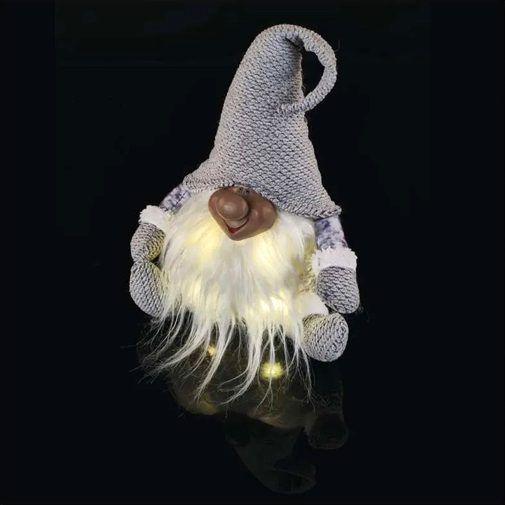 LED Christmas gnome, indoor, warm white, 3xAA, 35cm
