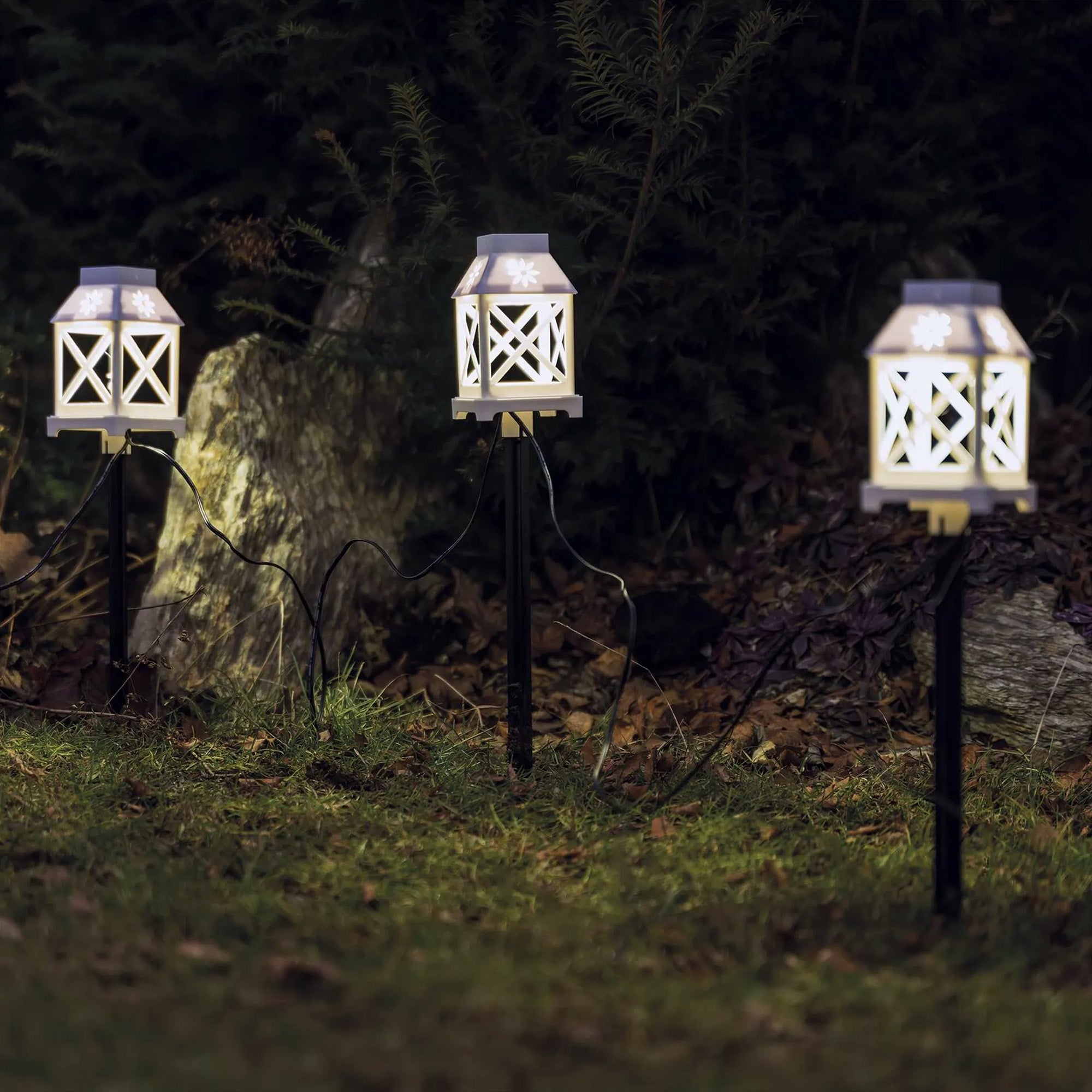 LED Christmas decoration, string lanterns, white, indoor and outdoor, cool white