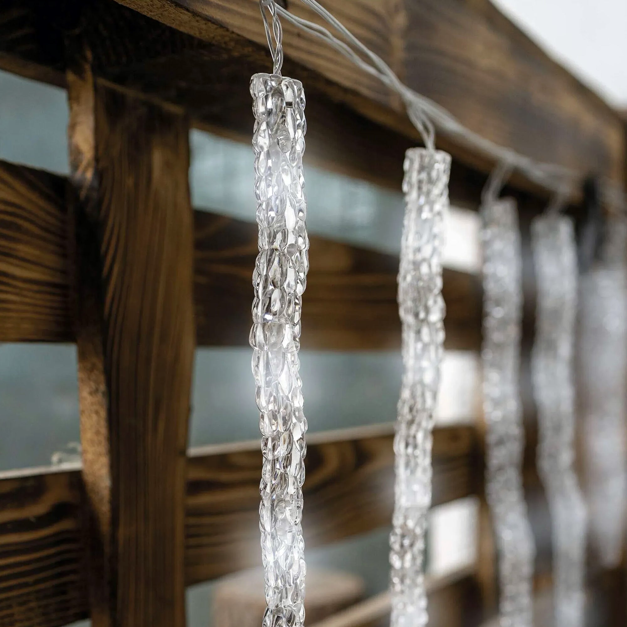LED Christmas garland, 12 icicles, indoor and outdoor, cool white, 3.6m