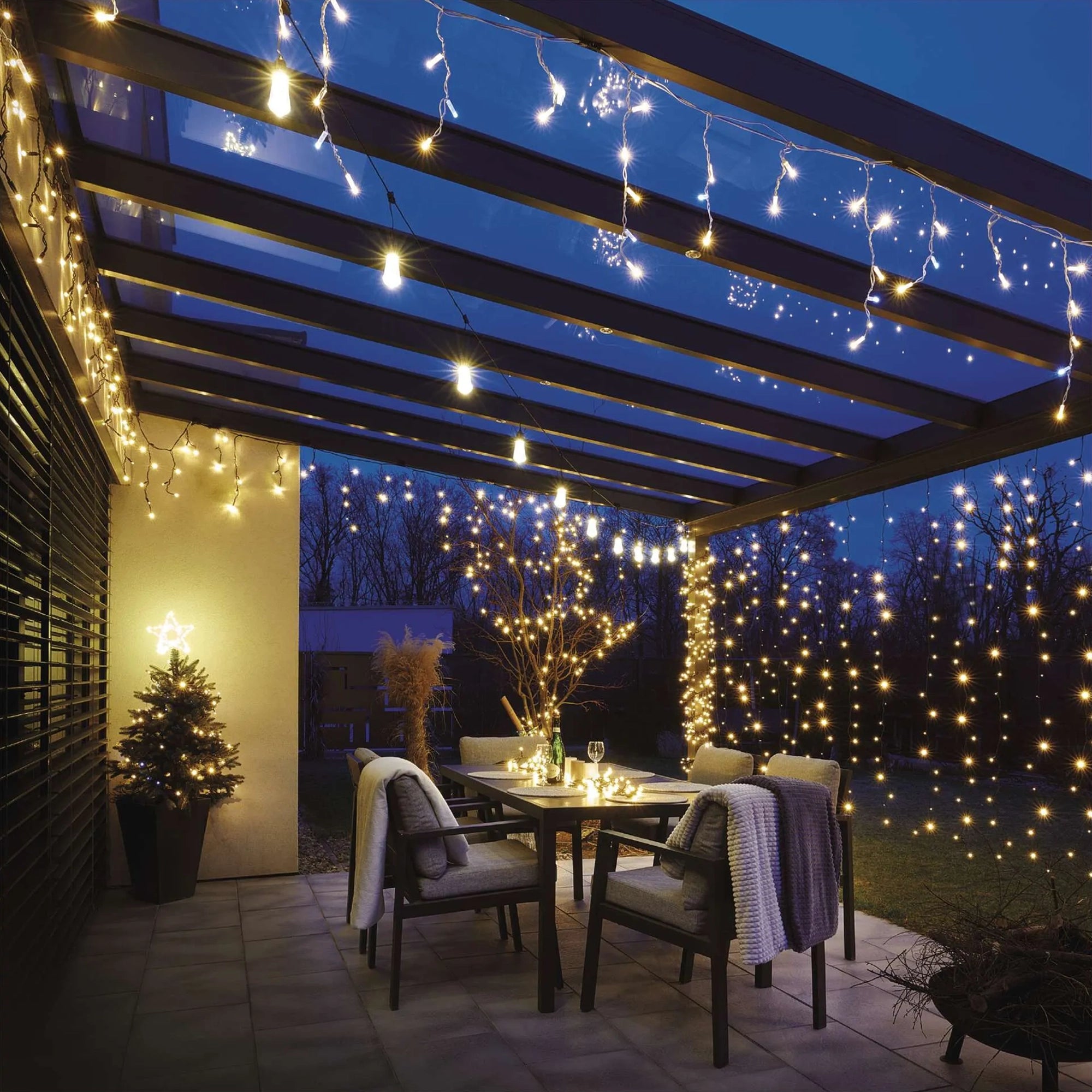 LED rasvjetni lanac, 16 žarulja, prozirne žarulje, IP44, 7.6m