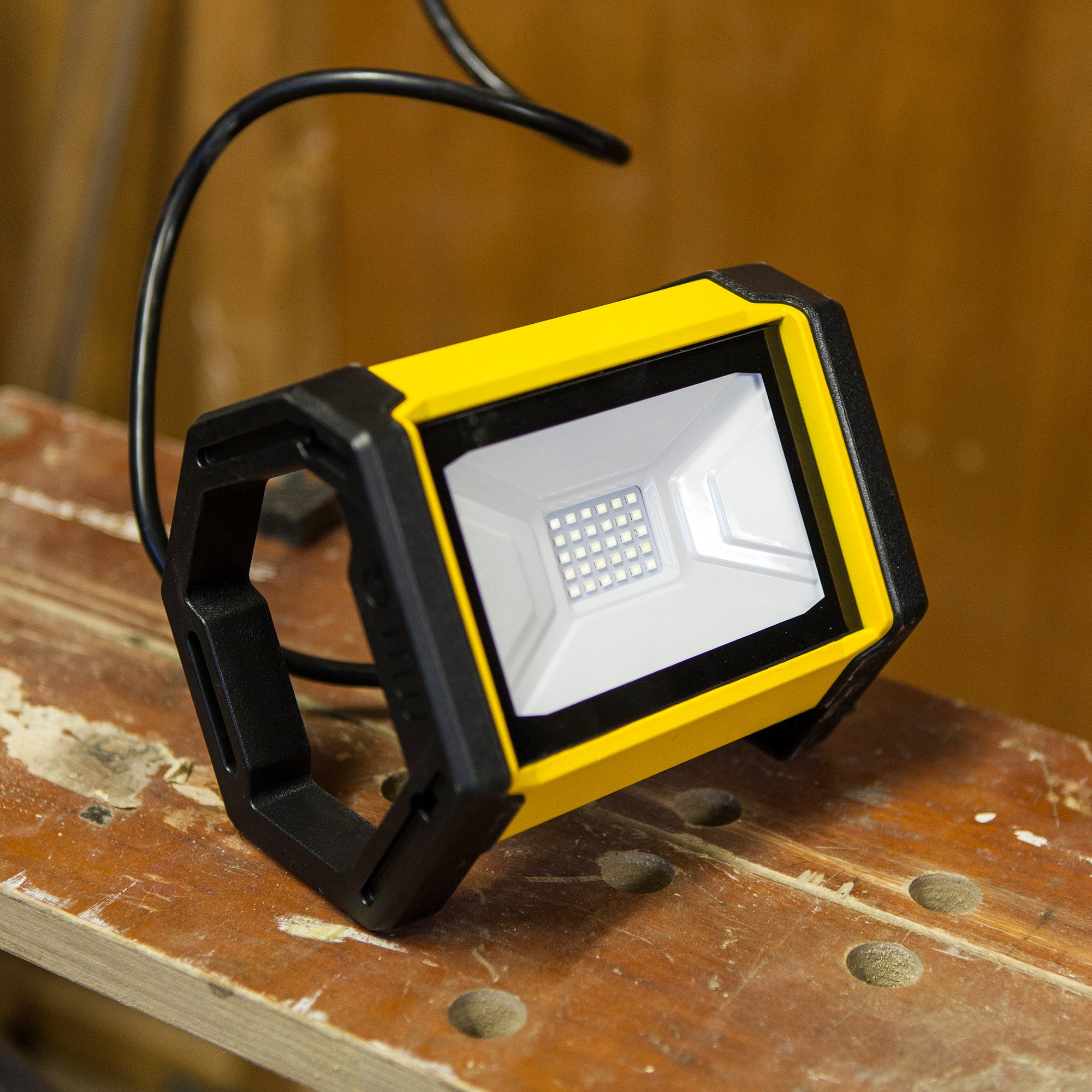 EPTA LED radni reflektor, žuti, 24W, 5000K, IP54, 122mm