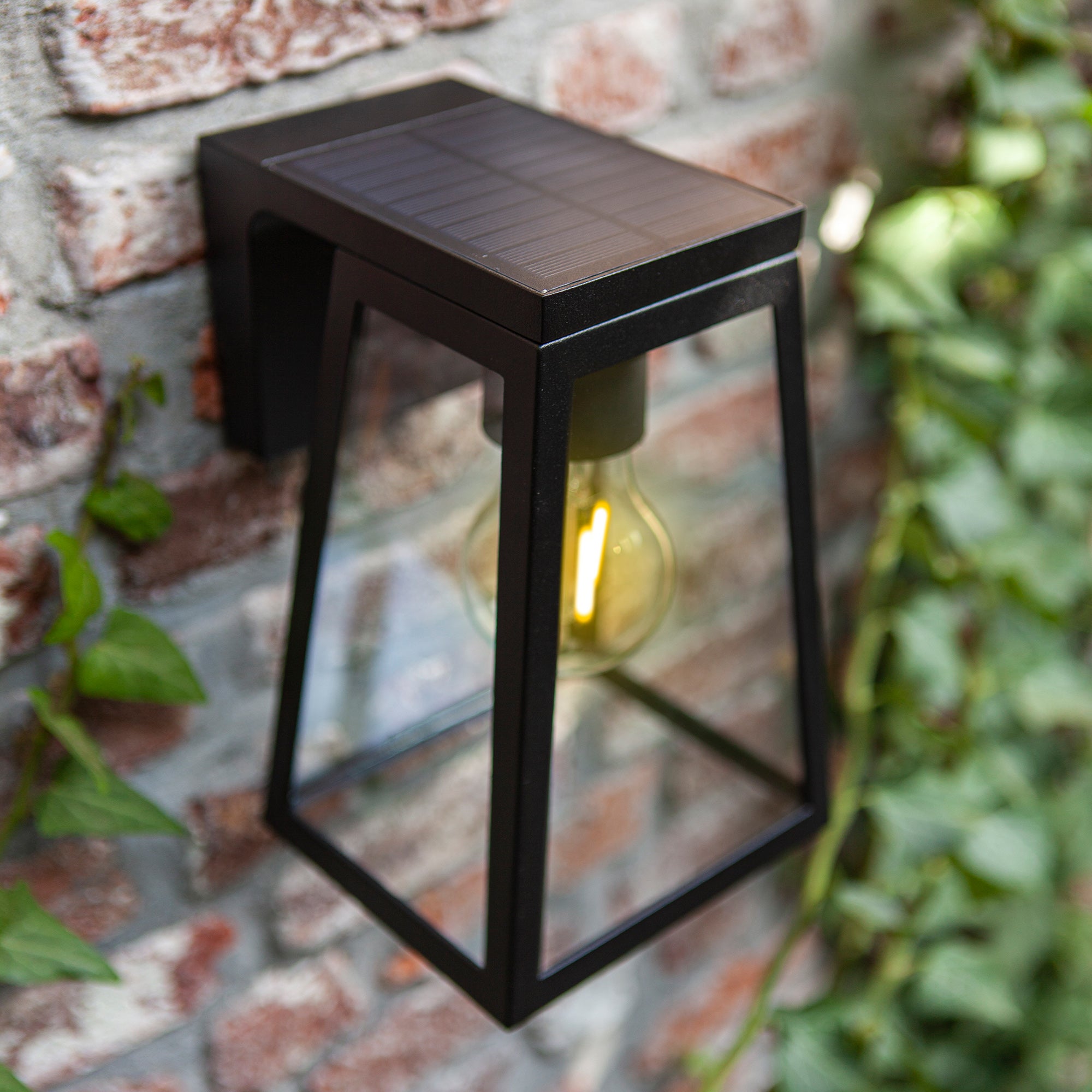 FIA solarna zidna svjetiljka, mat crna, 1xE27, 2700K, IP44, 207mm