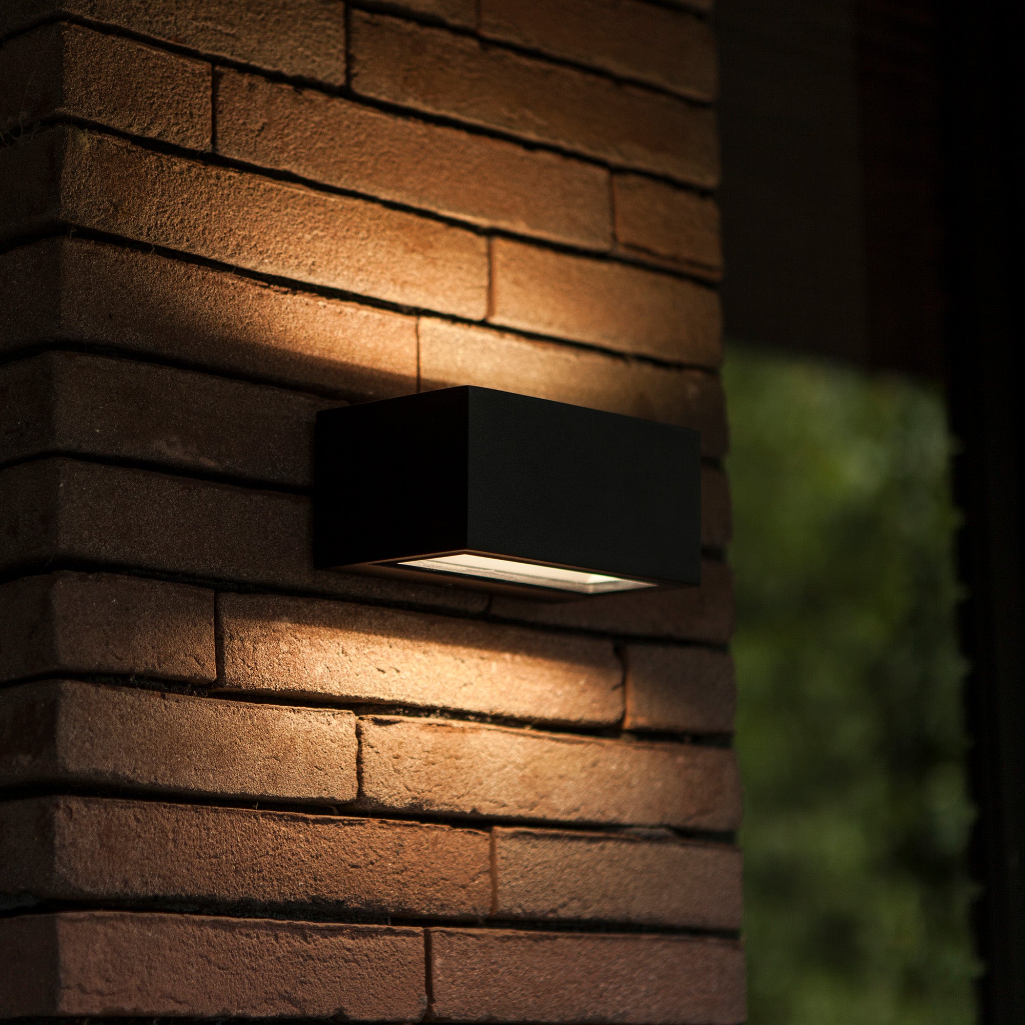 GEMINI LED zidna svjetiljka, mat crna, 8.8W, 3000K, IP54, 65mm