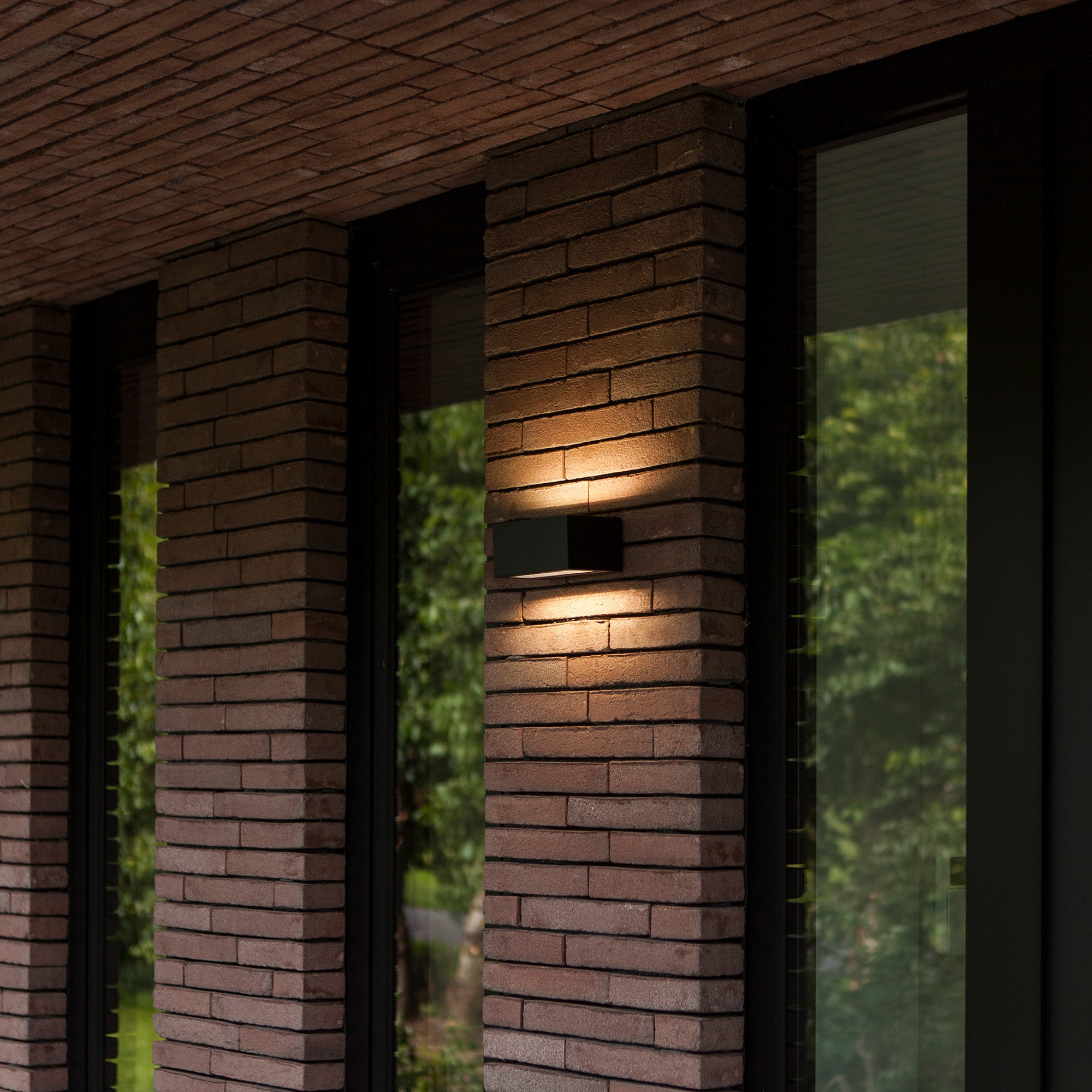 GEMINI LED zidna svjetiljka, mat crna, 8.8W, 3000K, IP54, 65mm