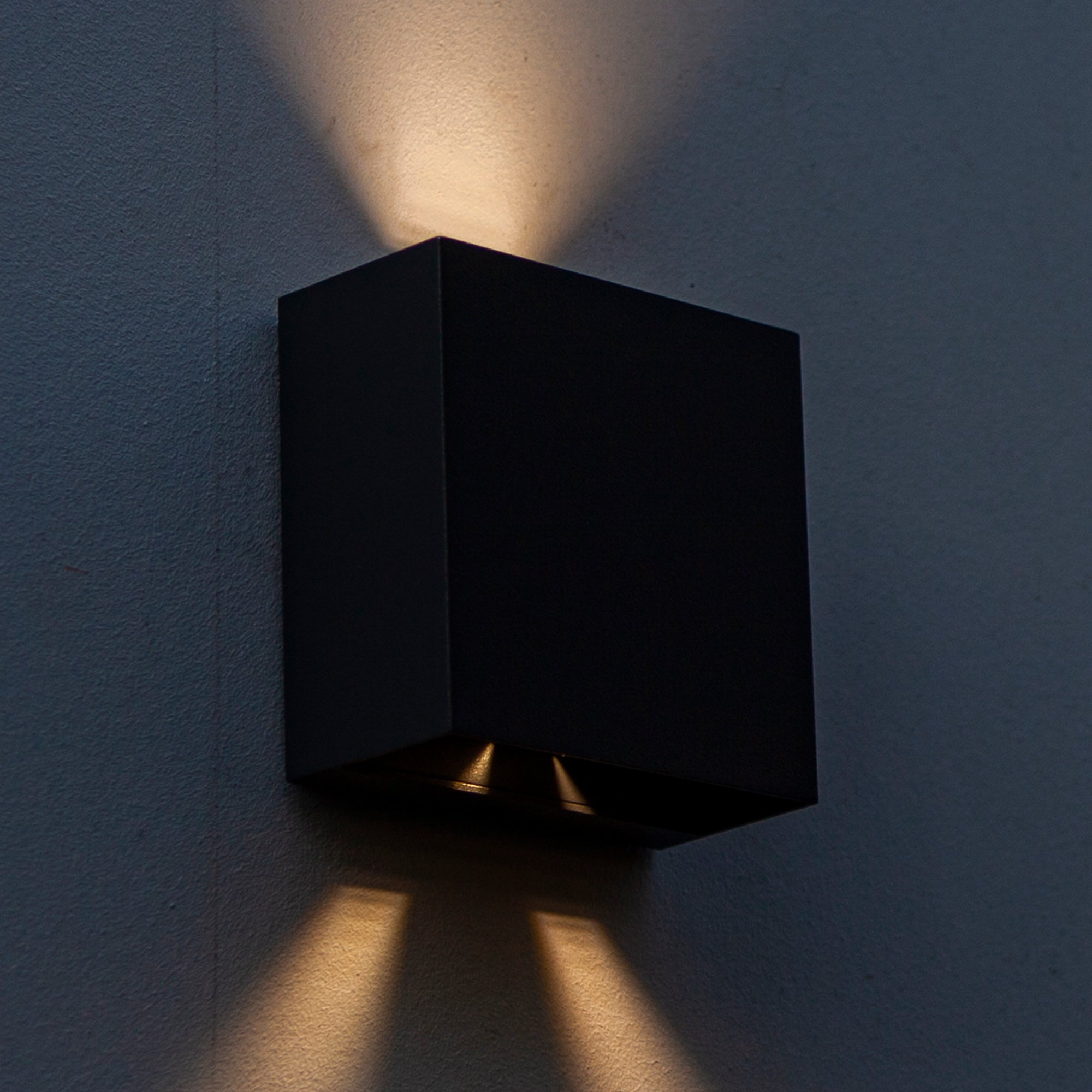 GEMINI BEAMS LED zidna svjetiljka, mat crna, 7.5W, 3000K, IP54, 110mm