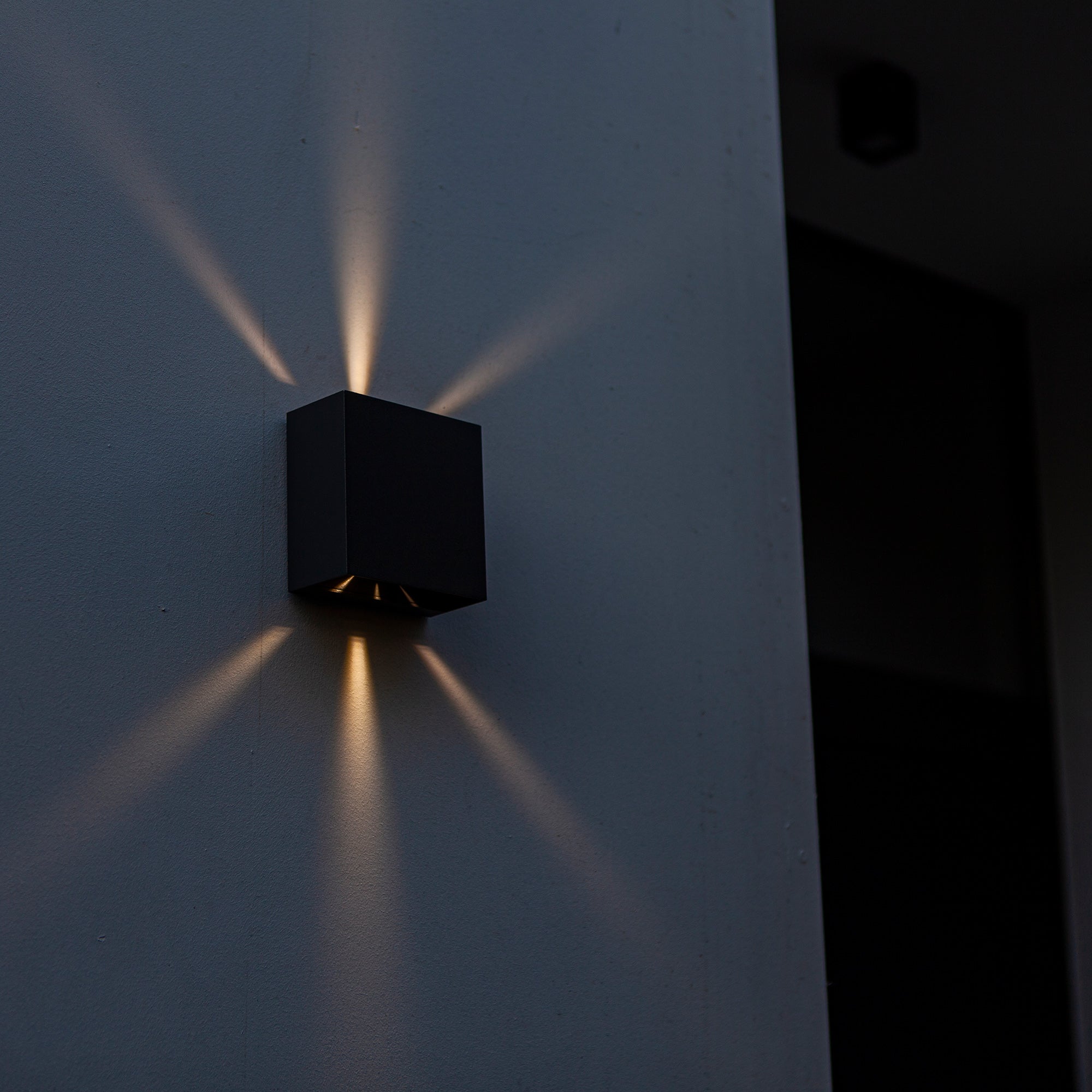 GEMINI BEAMS LED zidna svjetiljka, mat crna, 7.5W, 3000K, IP54, 110mm