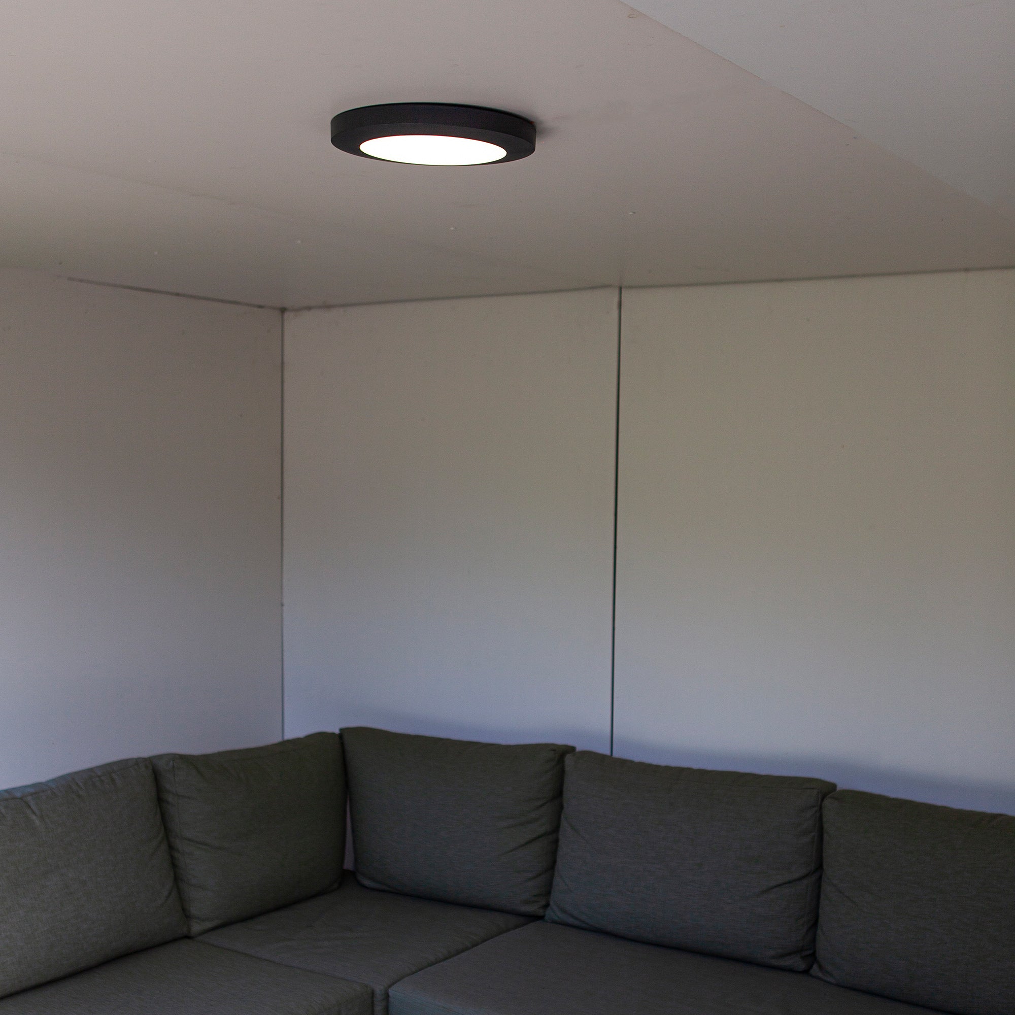 KAYAH LED stropna svjetiljka, tamno siva, 16.5W, 3000K, IP54, Ø305mm