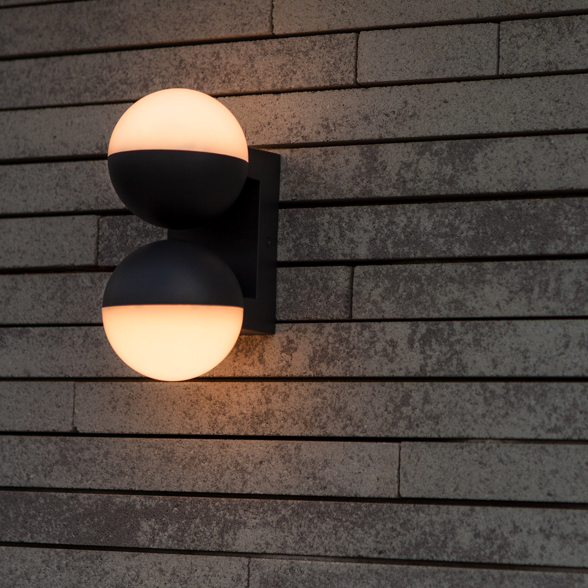 LOOMA LED zidna svjetiljka, tamno siva, 15.6W, 3000K, IP54, 206mm