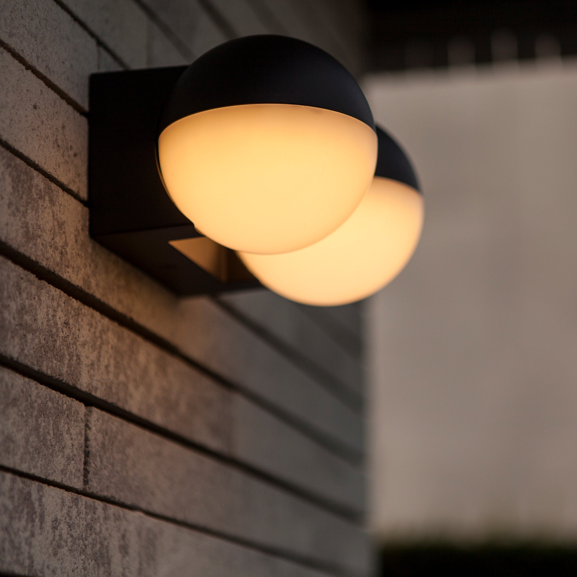 LOOMA LED zidna svjetiljka, tamno siva, 15.6W, 3000K, IP54, 206mm