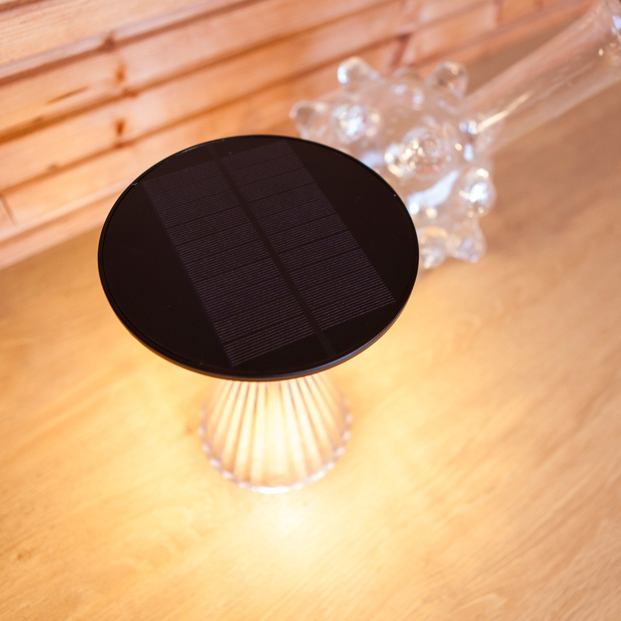MIYI LED solarna stolna svjetiljka, mat crna, 3.8W, 3000K, IP54, 200mm