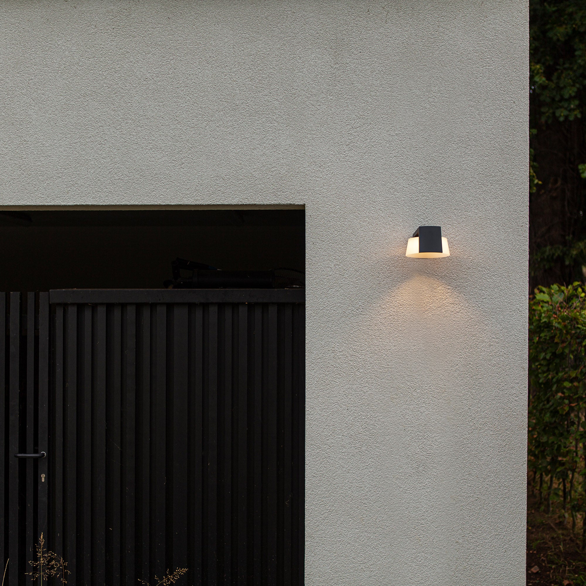MOON LED zidna svjetiljka, tamno siva, 11.1W, 3000K/4000K, IP44, 96mm