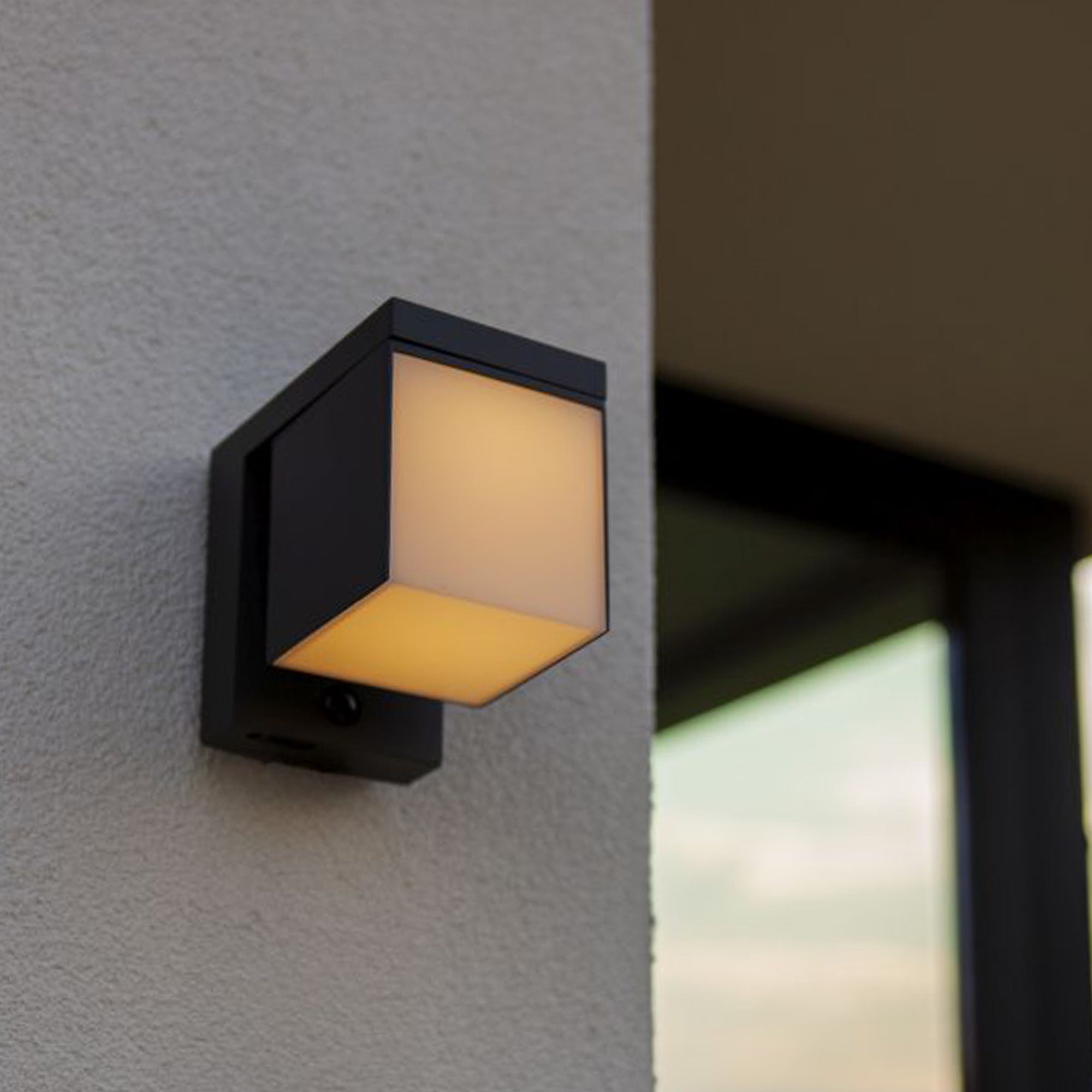 PRIMA LED solarna zidna svjetiljka, senzor pokreta, hibridna, tamno siva, 9.5W, 3000K, IP44, 135mm