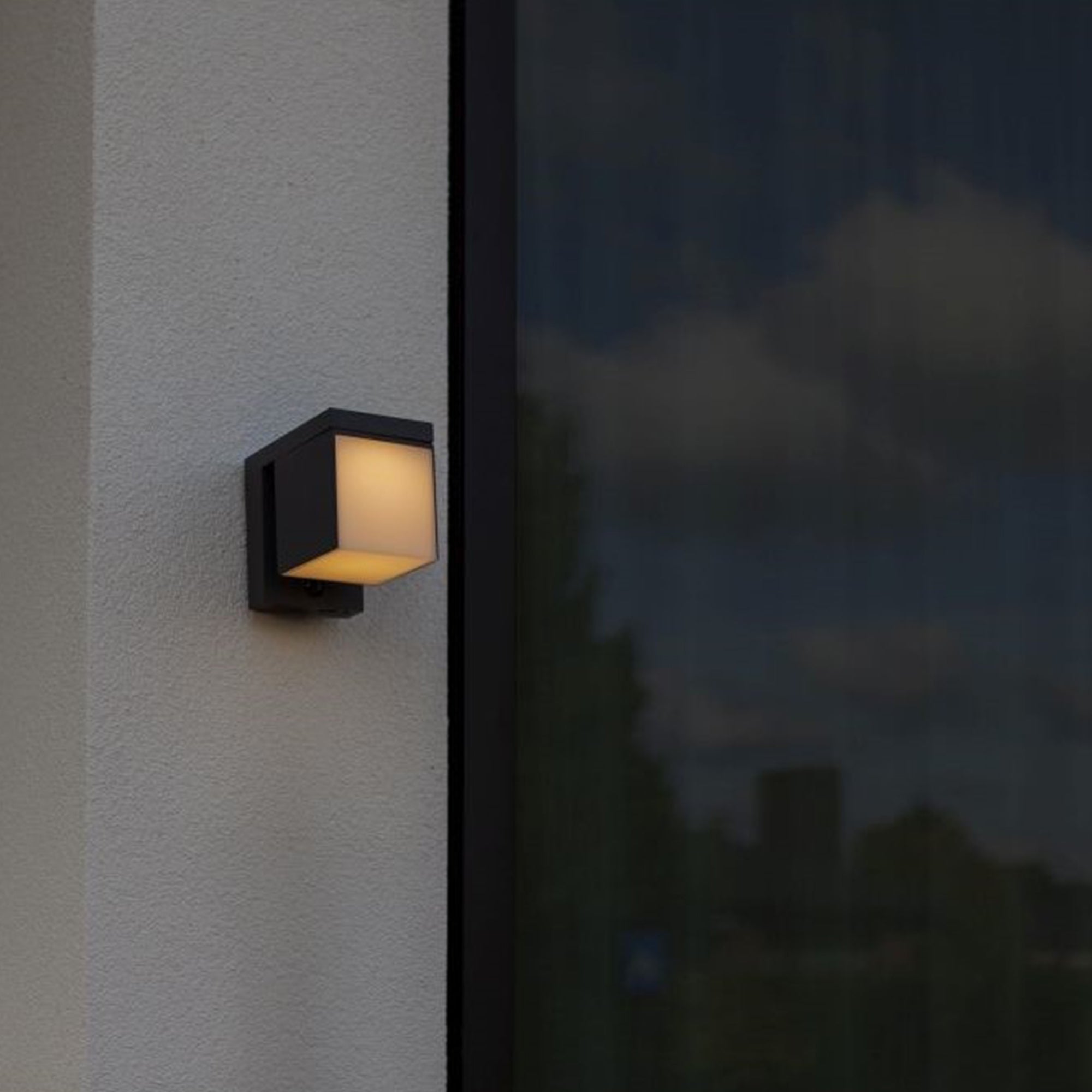 PRIMA LED solarna zidna svjetiljka, senzor pokreta, hibridna, tamno siva, 9.5W, 3000K, IP44, 135mm