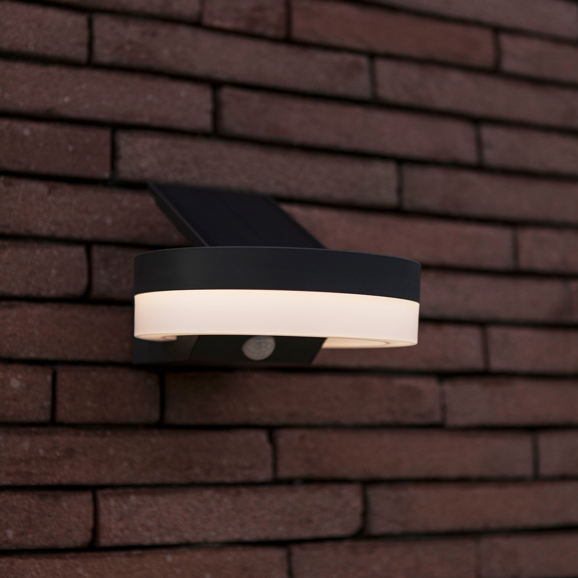 RUNDA LED solarna zidna svjetiljka, senzor pokreta, tamno siva, 12W, 4000K, IP54, 64mm