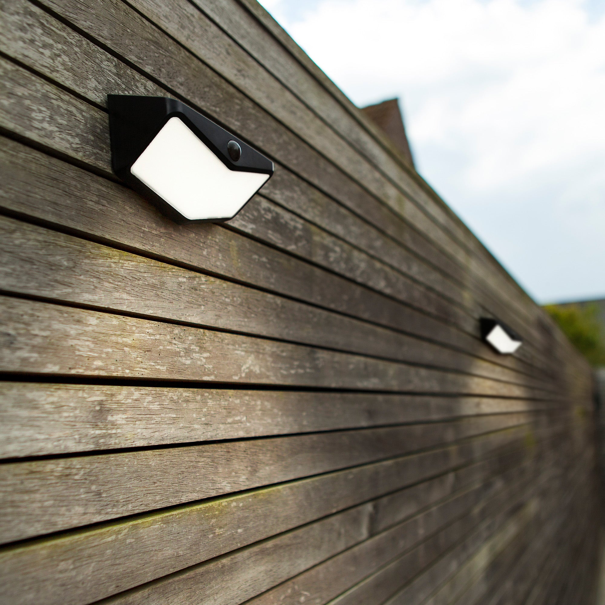 WINGS LED solarna zidna svjetiljka, senzor pokreta, mat crna, 3.7W, 5000K, IP44, 80mm
