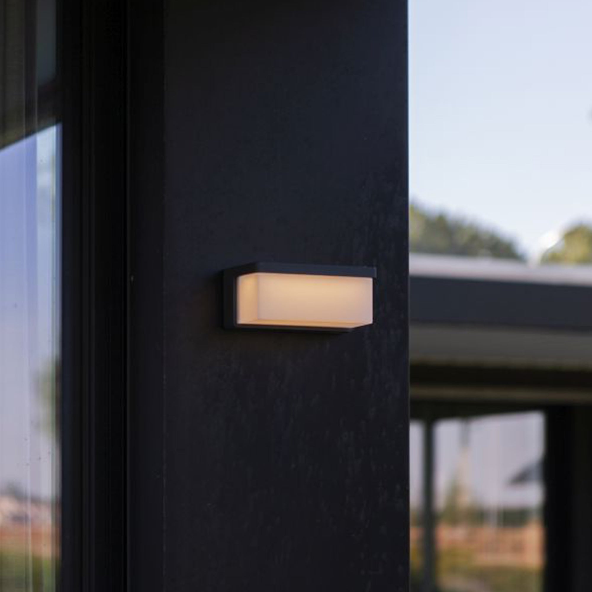 ZELNA LED solarna zidna svjetiljka, hibridna, tamno siva, 9W, 3000K, IP44, 85mm