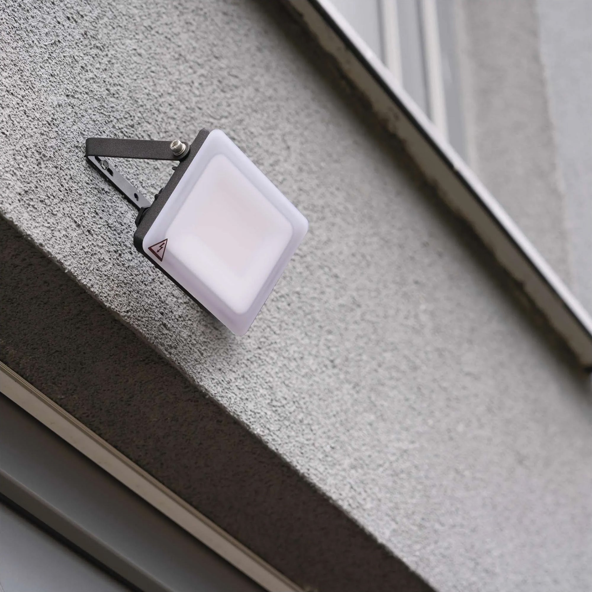 ILIO LED reflektor, 21W, 1900lm, 4000K