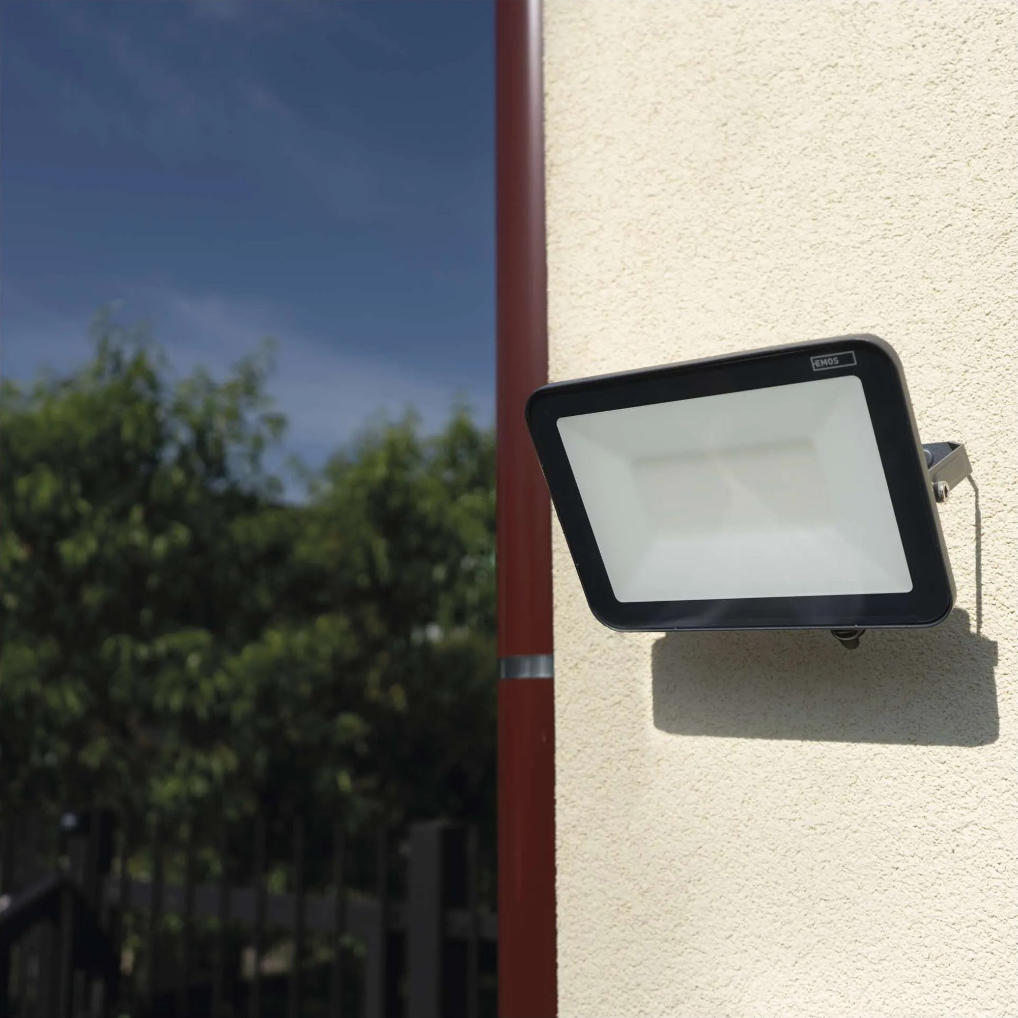 INOVO LED reflector, 50W, 5500lm, 4000K