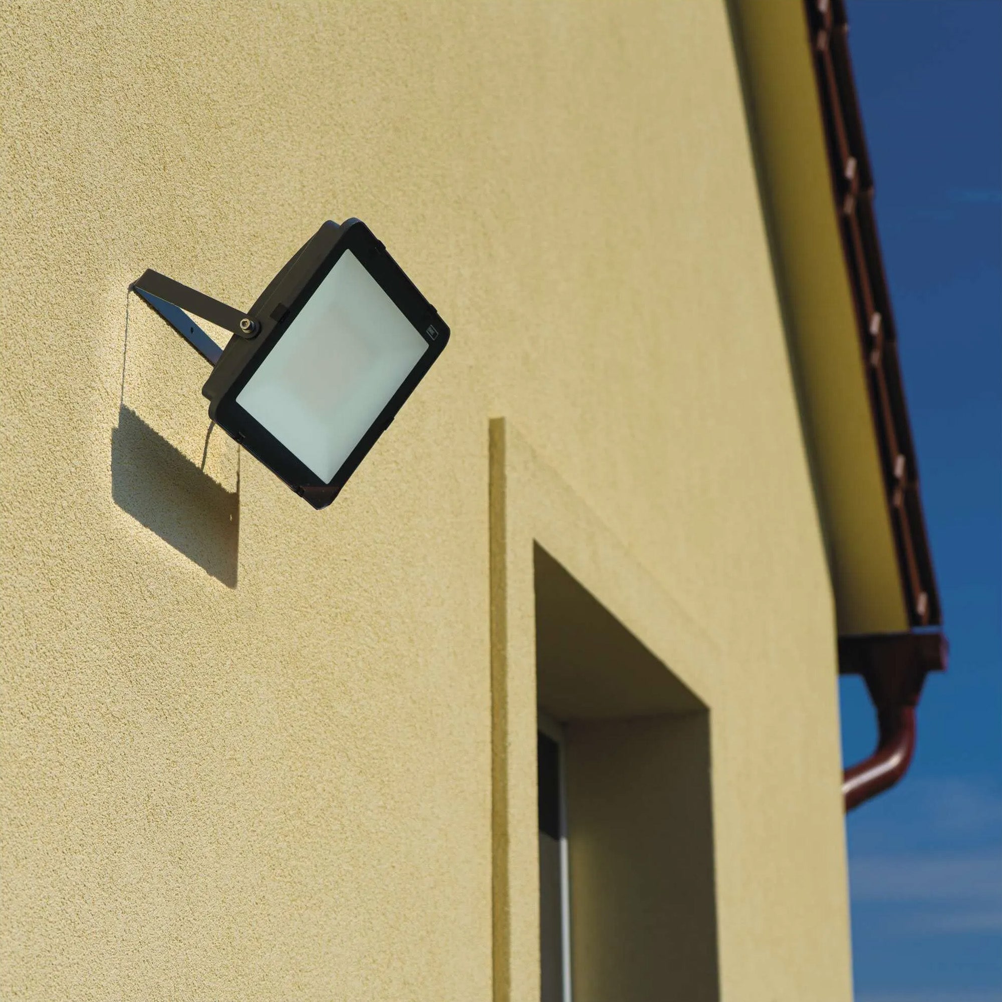 INOVO LED spotlight, 100W, 11000lm, 4000K