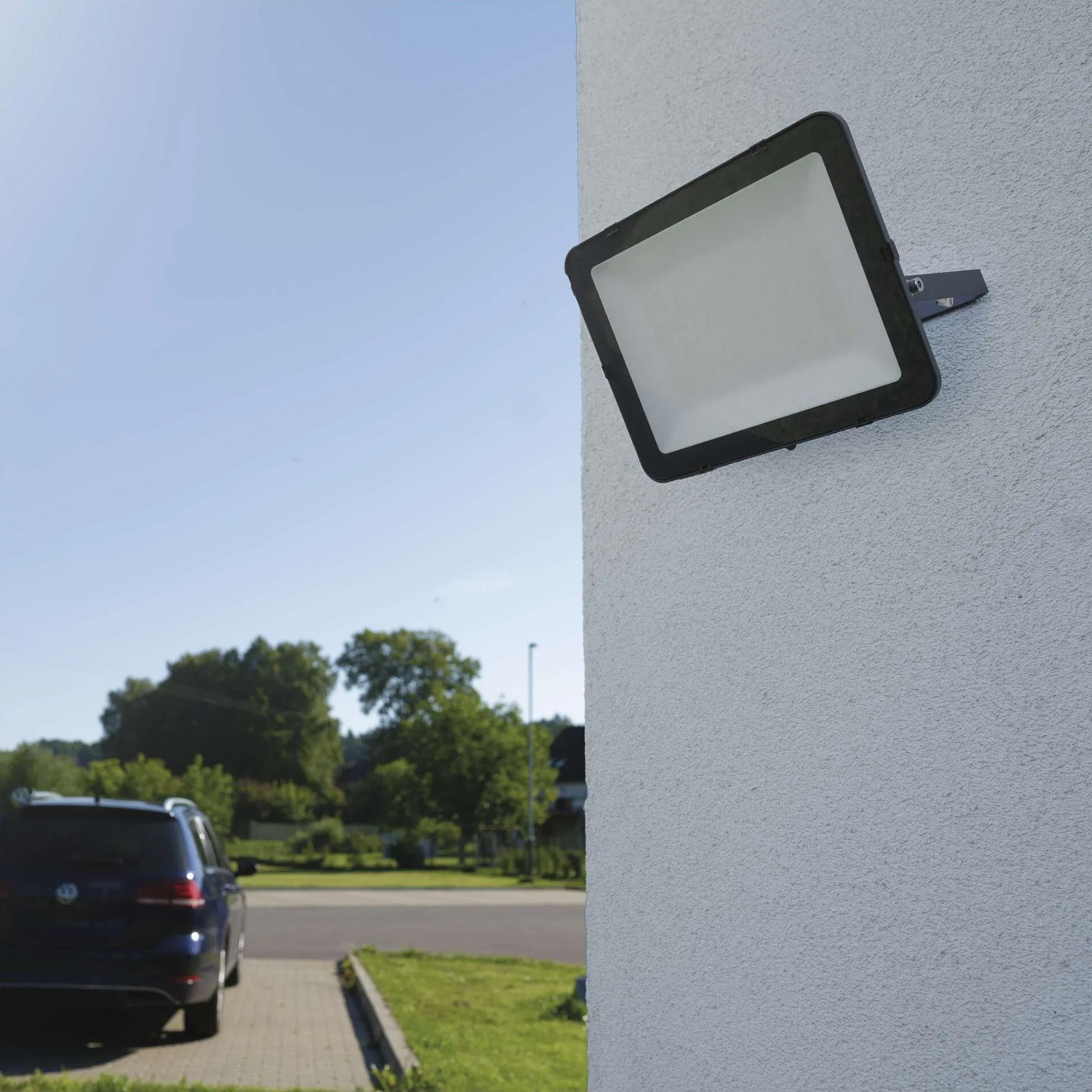 INOVO LED reflector, 150W, 16500lm, 4000K