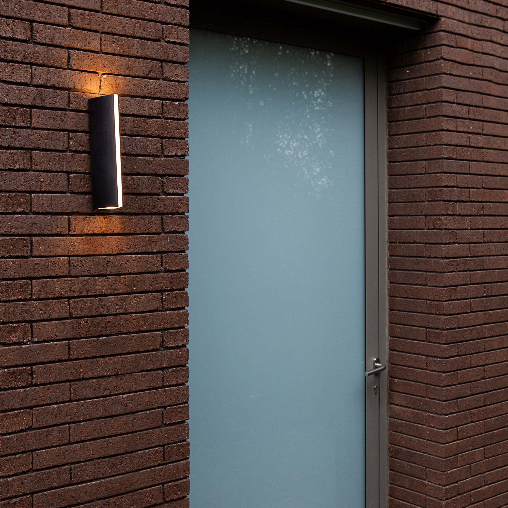 LEO LED zidna svjetiljka, tamno siva, 14.5W, 3000K, IP54, 300mm