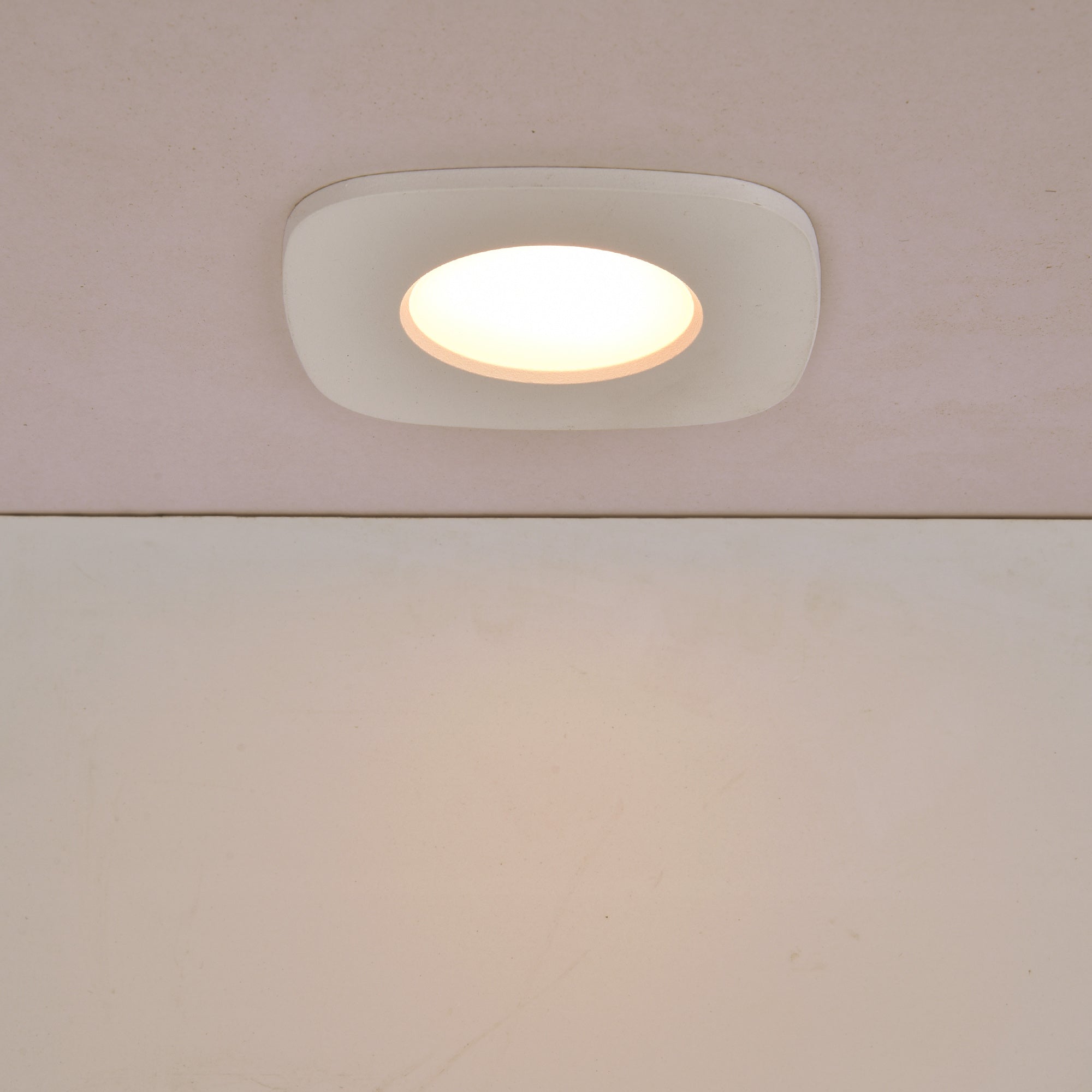 RINA pametna LED ugradbena svjetiljka 7,7W CCT+RGB bijela