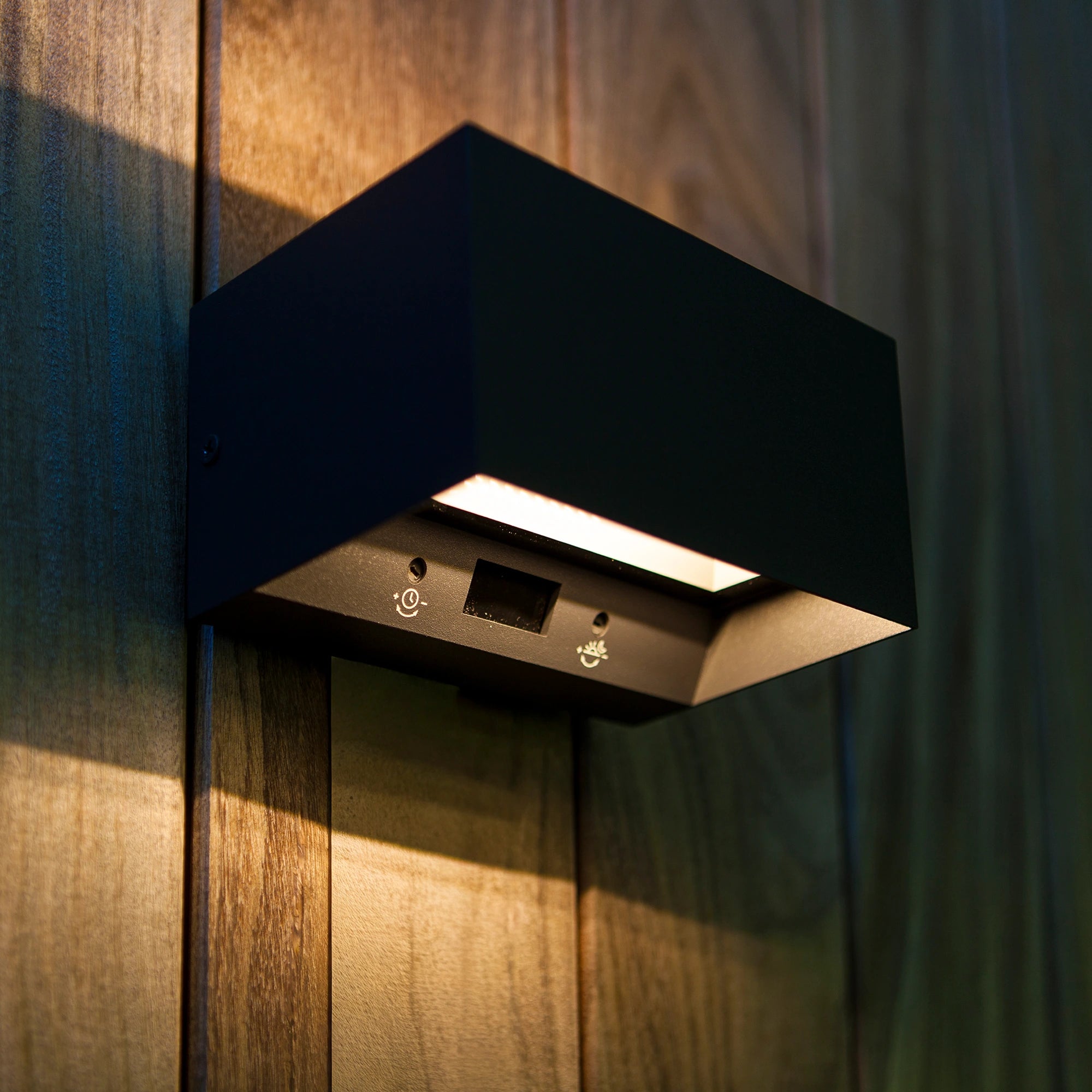 LED zidna svjetiljka GEMINI, senzor pokreta, tamno siva, 7.8W, 3000K, IP54