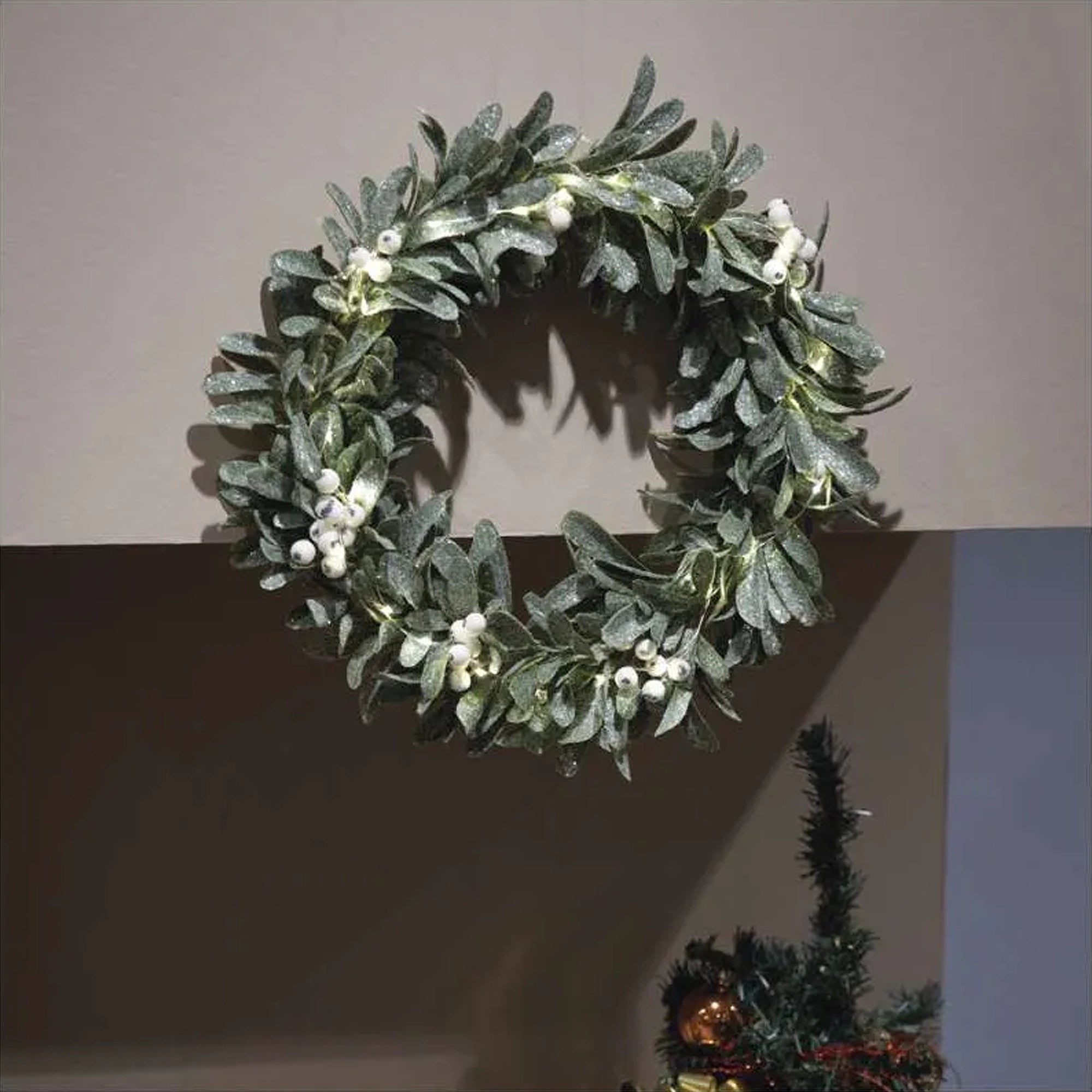 Božićni vijenac, imela, LED, toplo bijela, 3xAA, IP20, 35cm