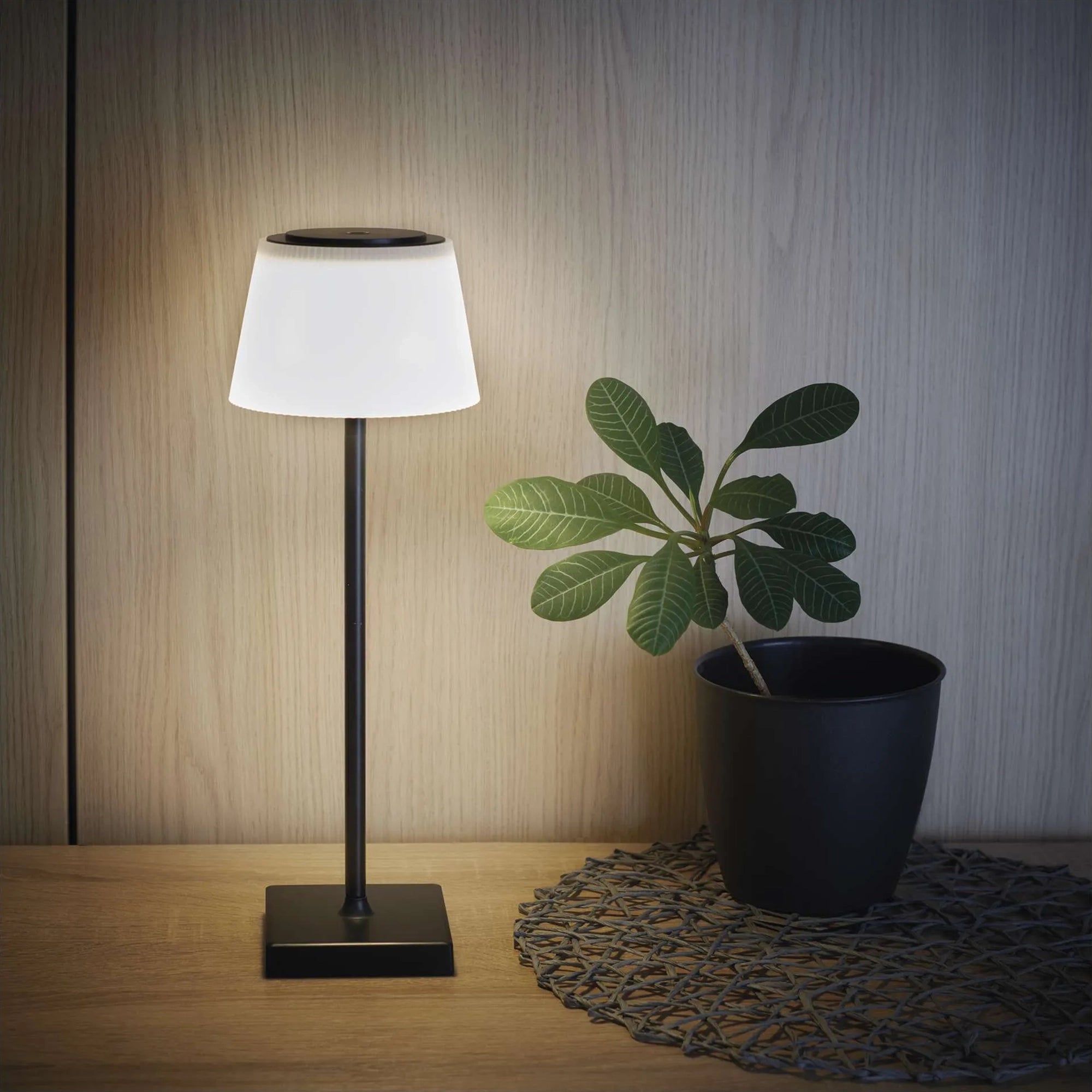 KATIE LED stolna lampa, punjiva, crna, 4W, CCT, IP44, 385mm