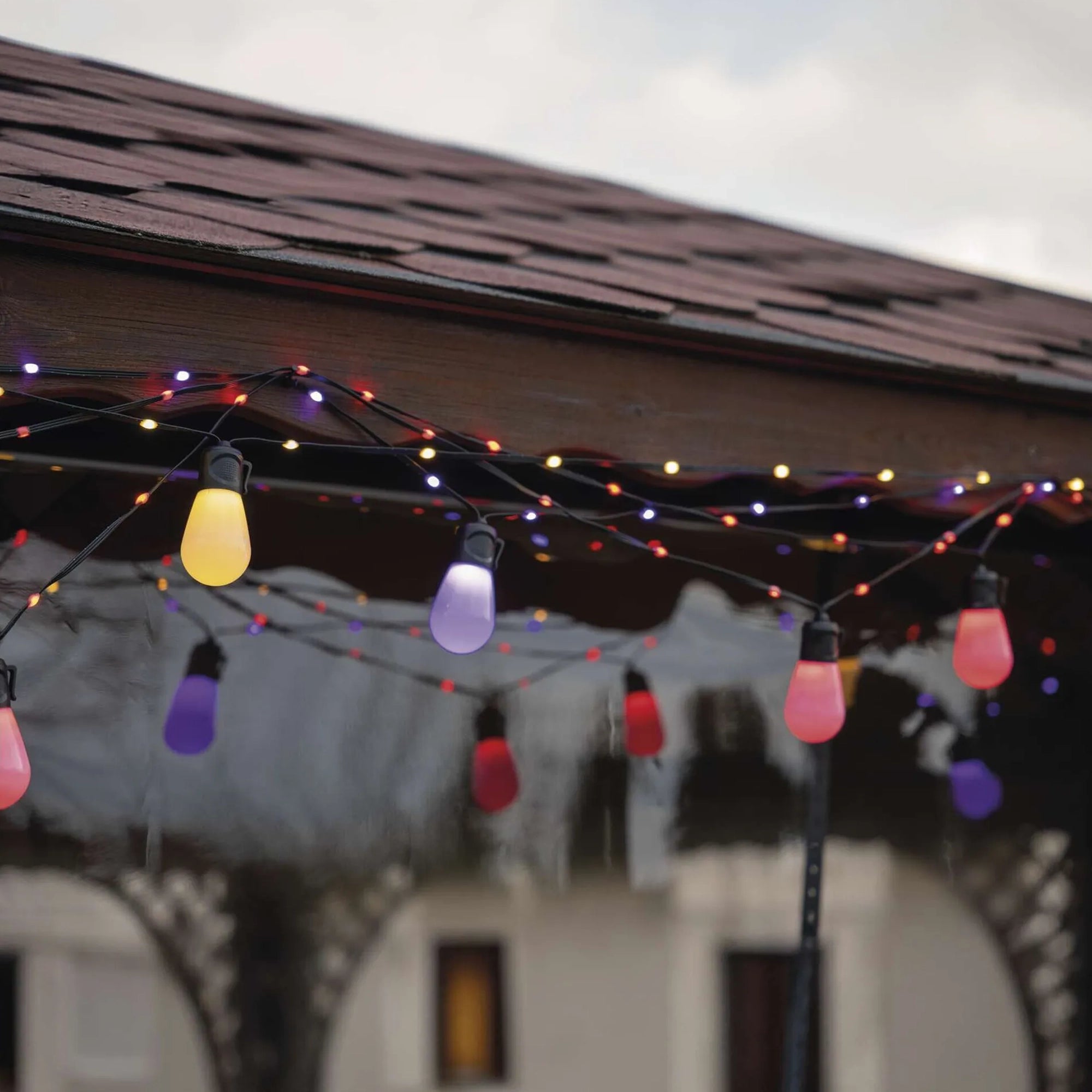 LED rasvjetni lanac, 15 žarulja, GoSmart, RGBIC, WiFi, IP65, 15m