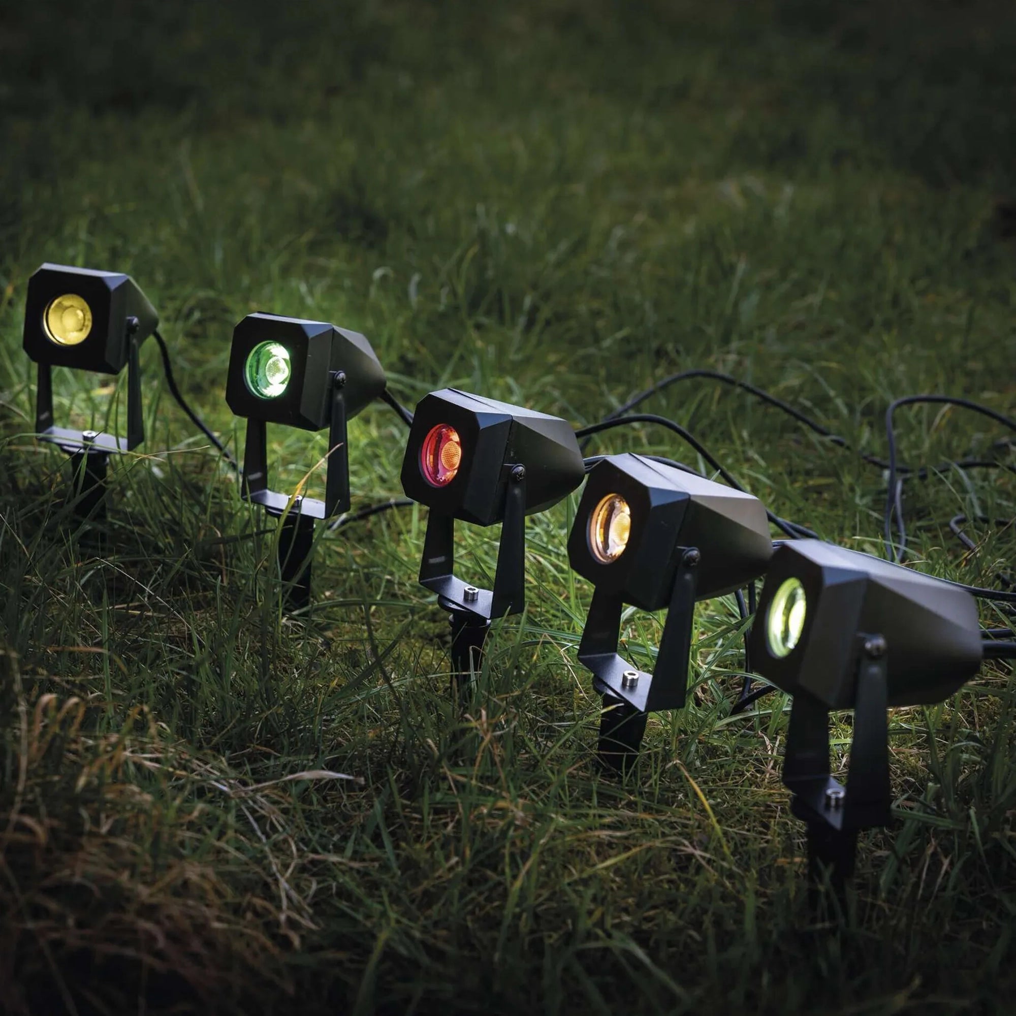 Vanjski LED reflektor, GoSmart, početni set, 4 komada, 7W, RGBIC, WiFi, IP65