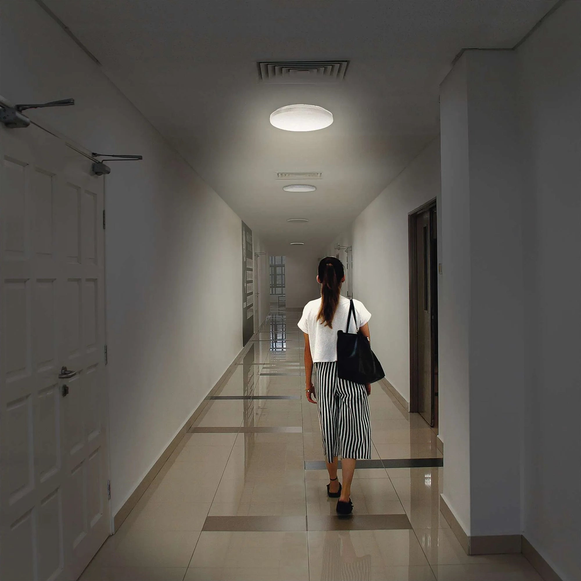 TORI LED plafonjera, senzor pokreta, bijela, 15W, 4000K, IP54, Ø220mm