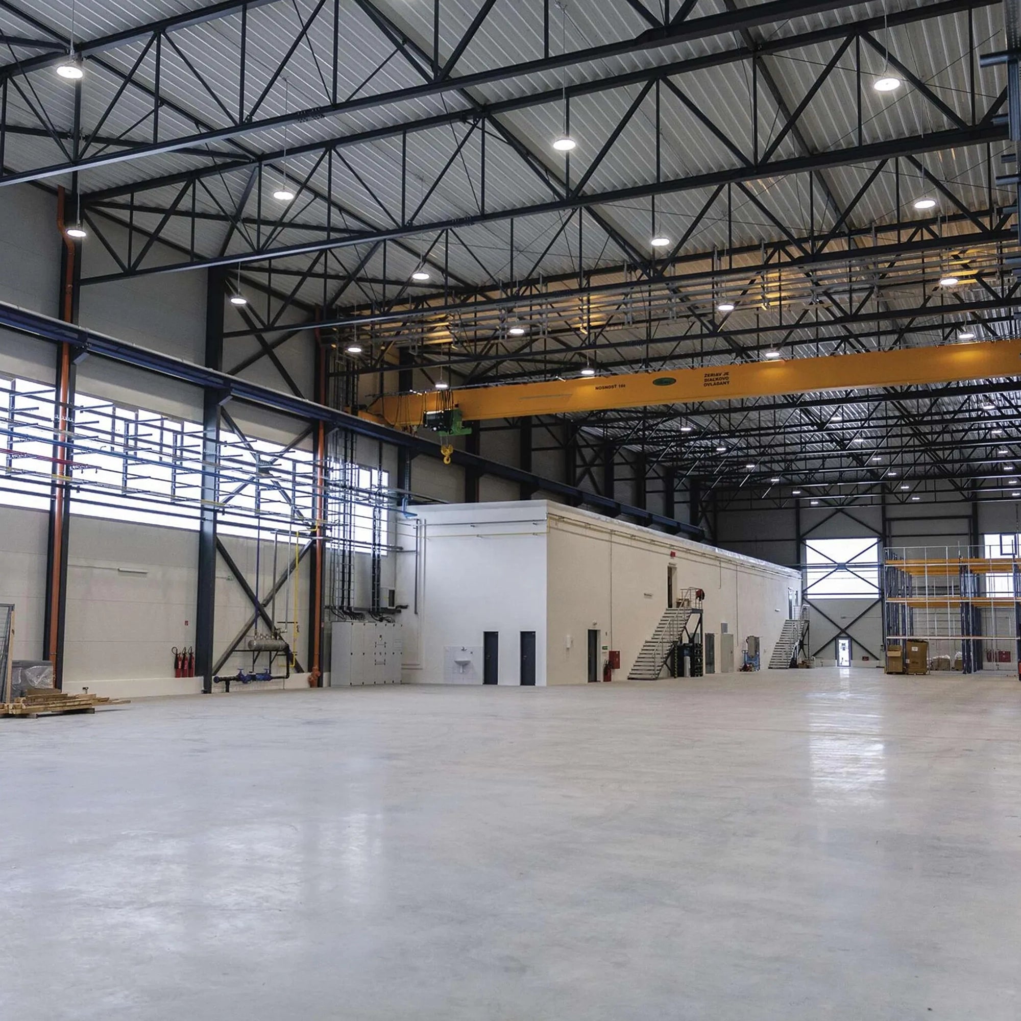 LED industrijska visilica ASTER, High Bay, 200W, 4000K, 90°, IP65